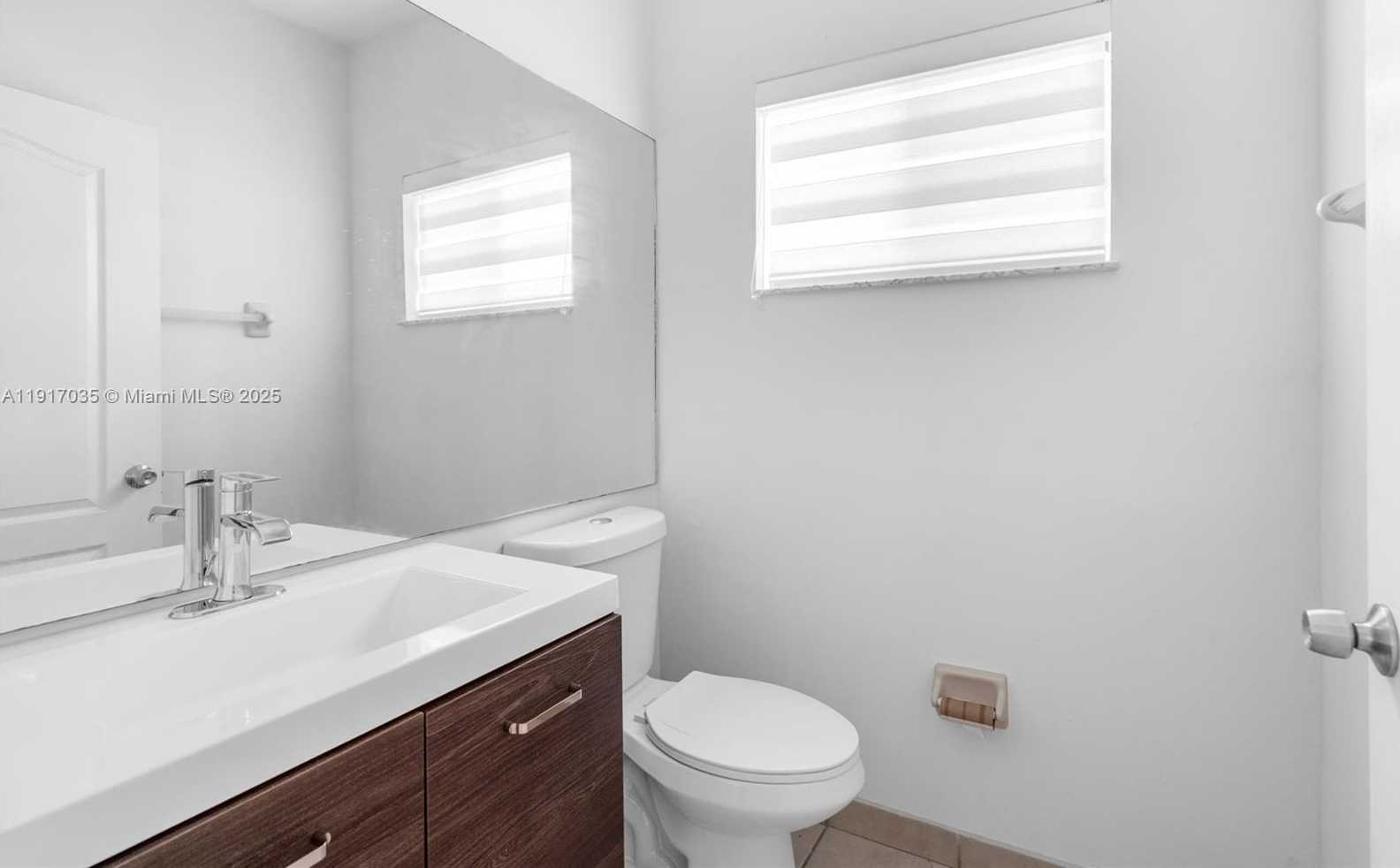 Small Image of 2883 SOUTH WEST 129TH TER, Miramar Number 11