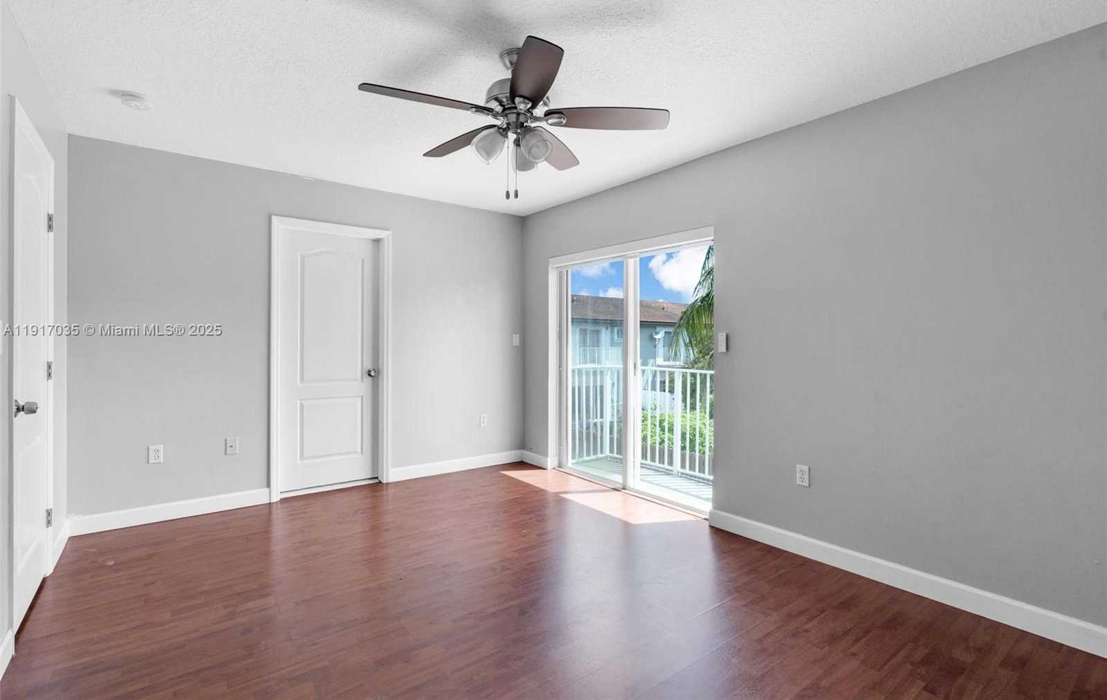 Small Image of 2883 SOUTH WEST 129TH TER, Miramar Number 18