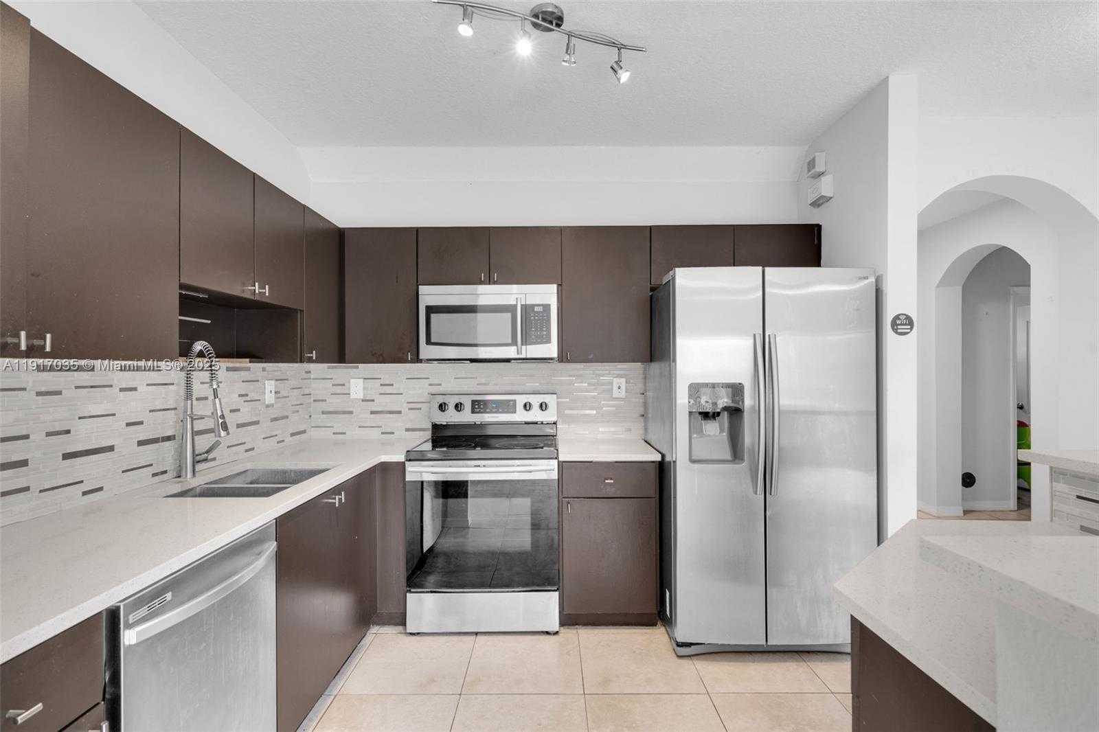 Small Image of 2883 SOUTH WEST 129TH TER, Miramar Number 5