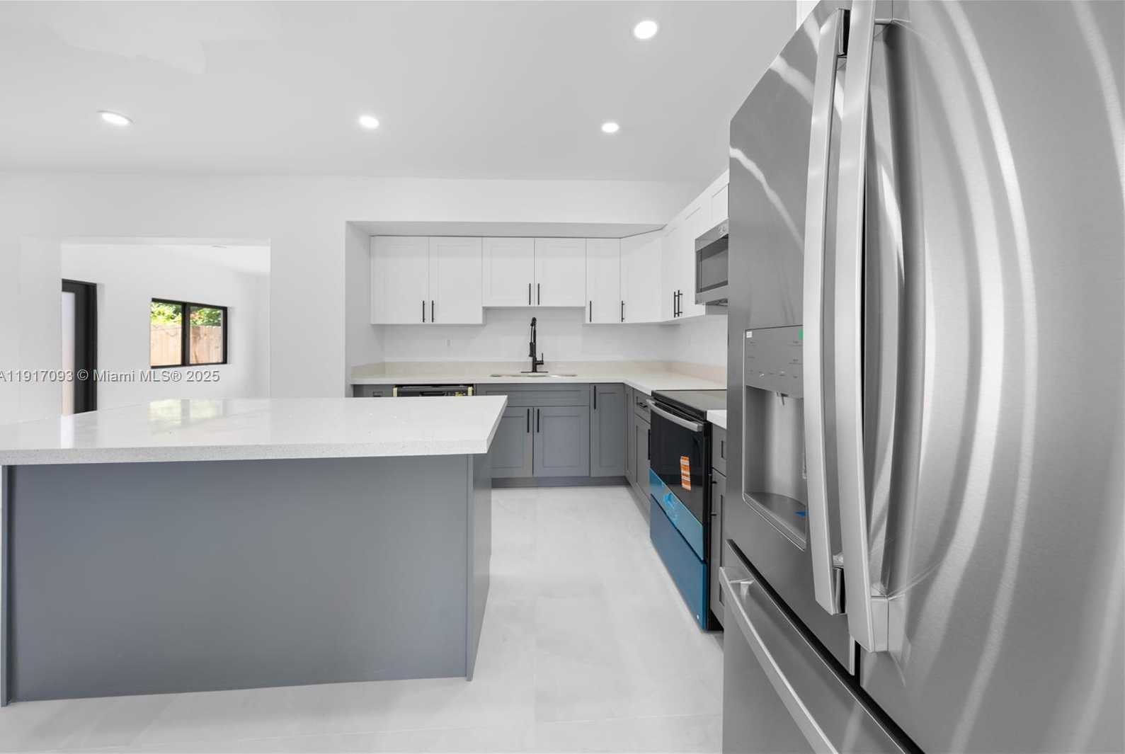 Small Image of 7613 CORAL BLVD, Miramar Number 11