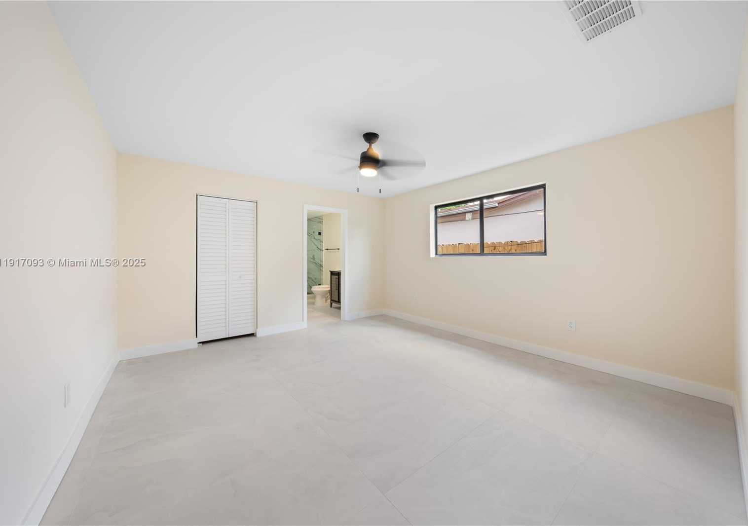 Small Image of 7613 CORAL BLVD, Miramar Number 25