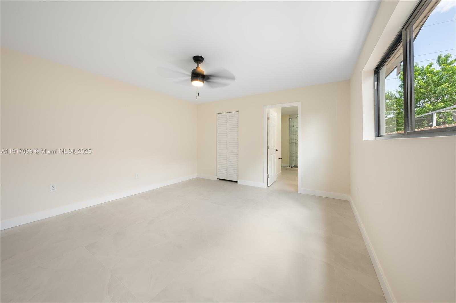 Small Image of 7613 CORAL BLVD, Miramar Number 26