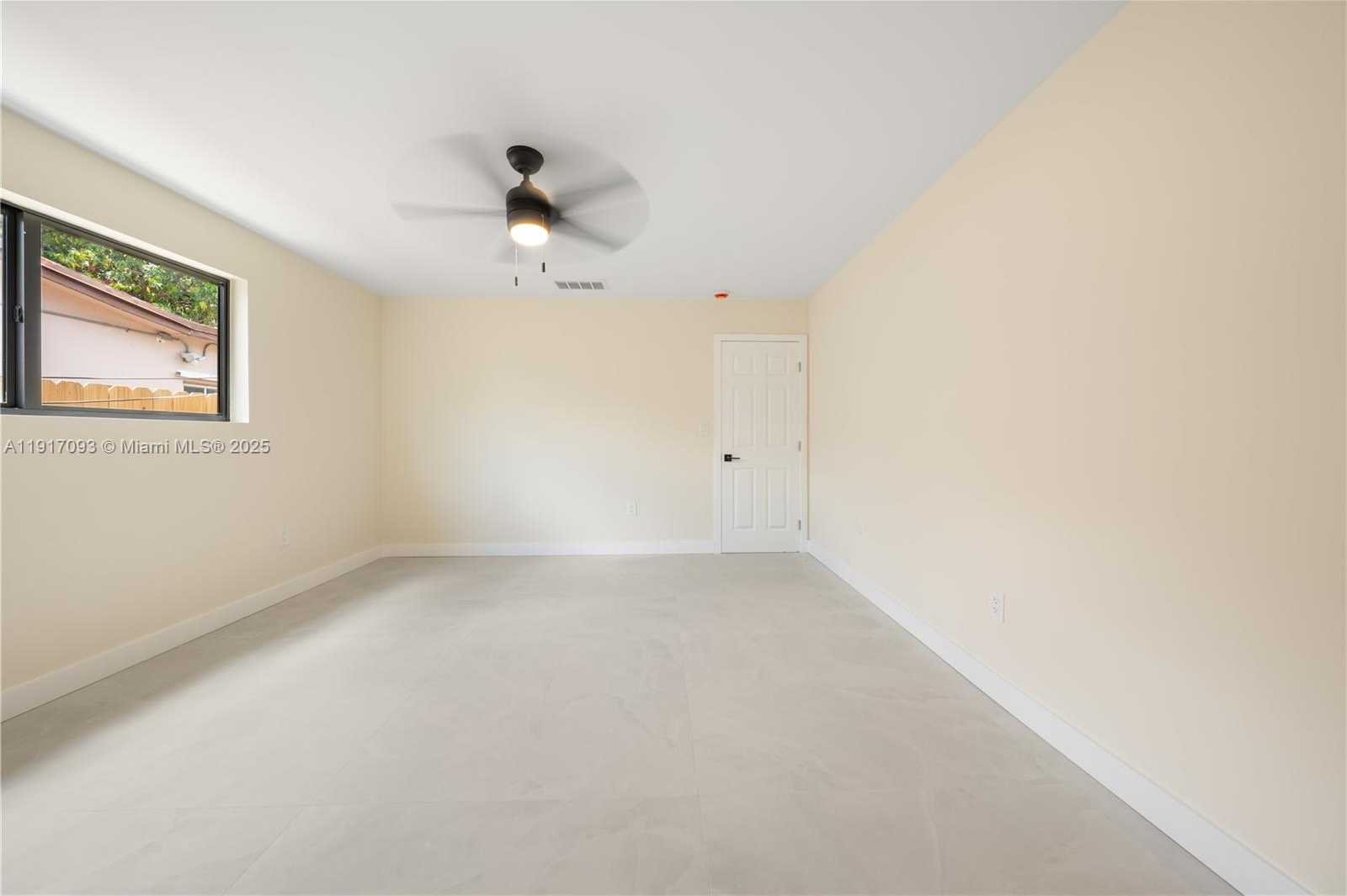 Small Image of 7613 CORAL BLVD, Miramar Number 32