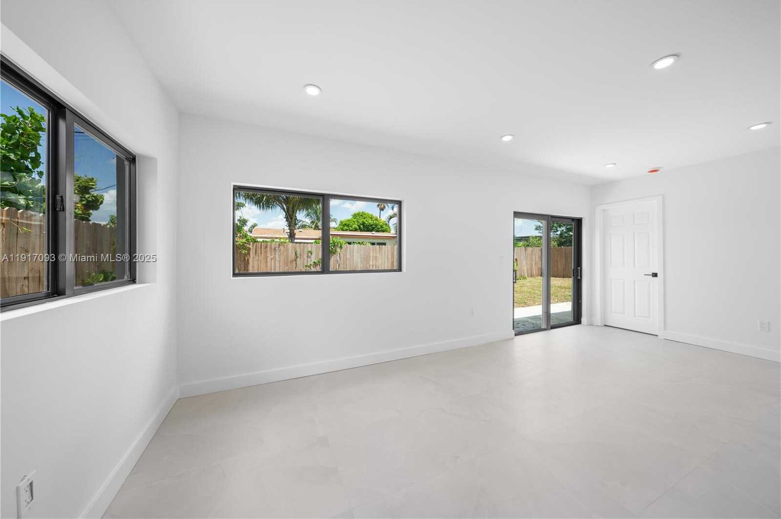 Small Image of 7613 CORAL BLVD, Miramar Number 41