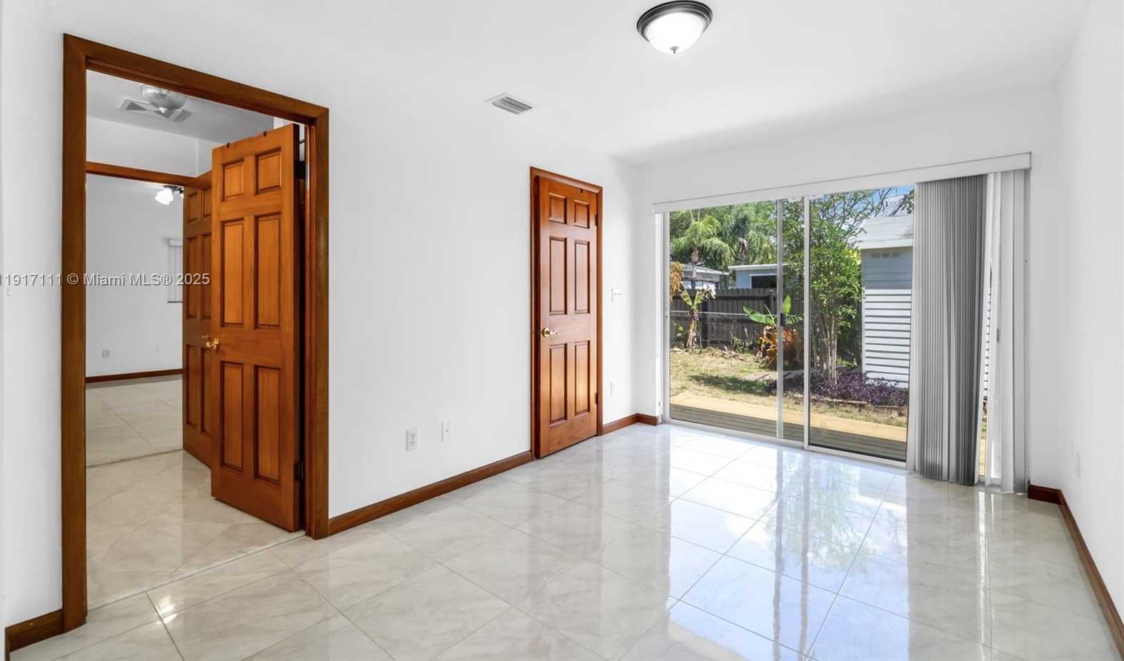 Small Image of 9085 SOUTH WEST 157TH ST, Palmetto Bay Number 6