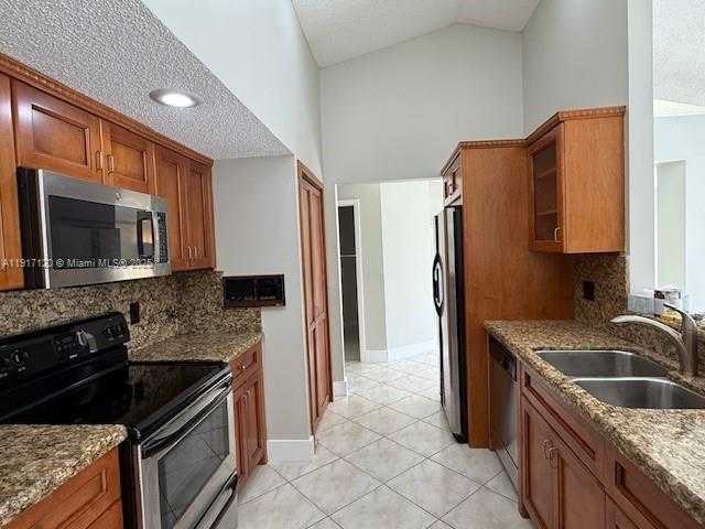 Small Image of 1875 NORTH WEST 93RD WAY, Plantation Number 14