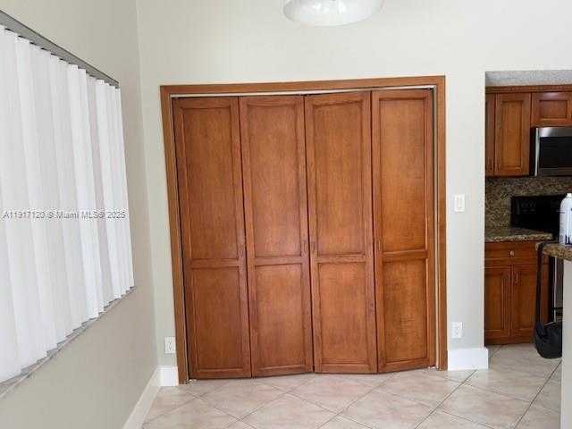 Small Image of 1875 NORTH WEST 93RD WAY, Plantation Number 18