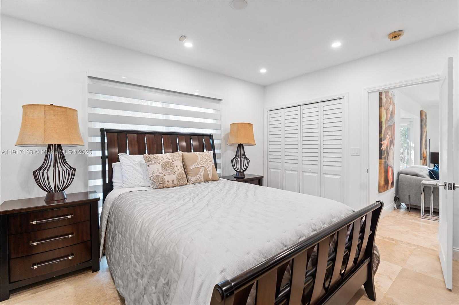 Small Image of 2839 NORTH EAST 35TH ST, Fort Lauderdale Number 38