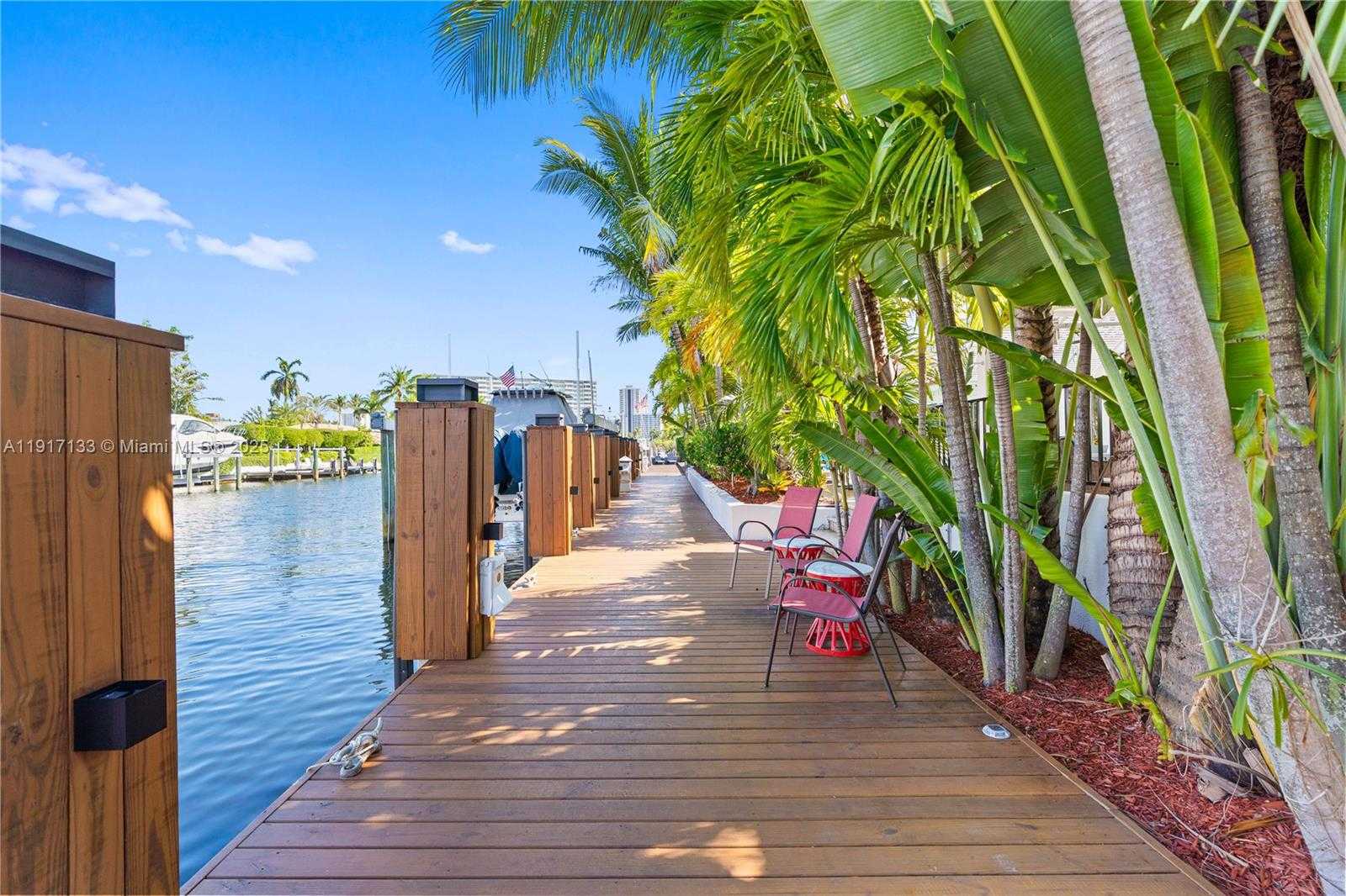 Small Image of 2839 NORTH EAST 35TH ST, Fort Lauderdale Number 70