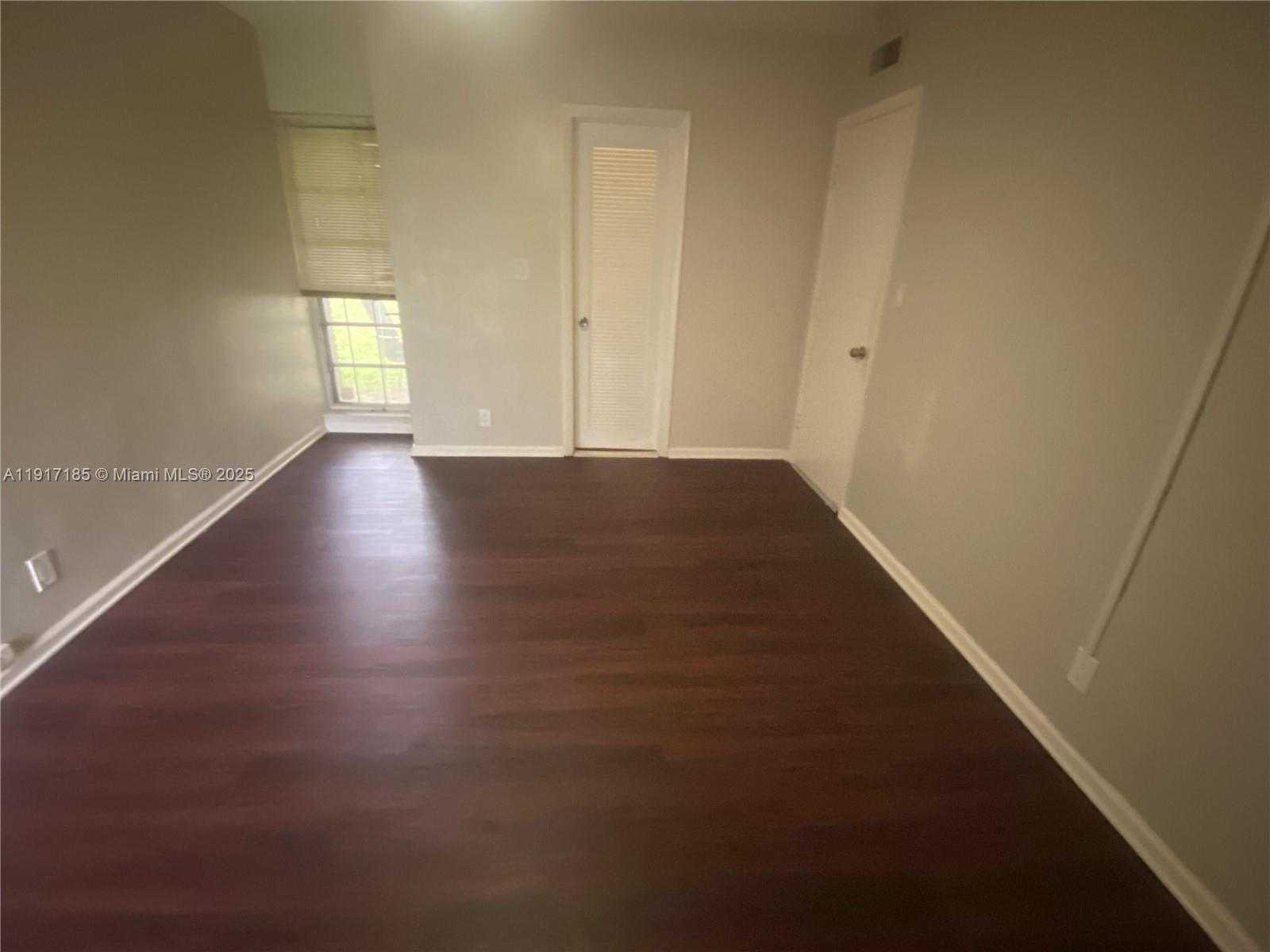 Small Image of 4802 BAYBERRY LN, Tamarac Number 11