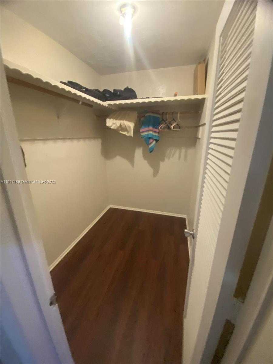 Small Image of 4802 BAYBERRY LN, Tamarac Number 12