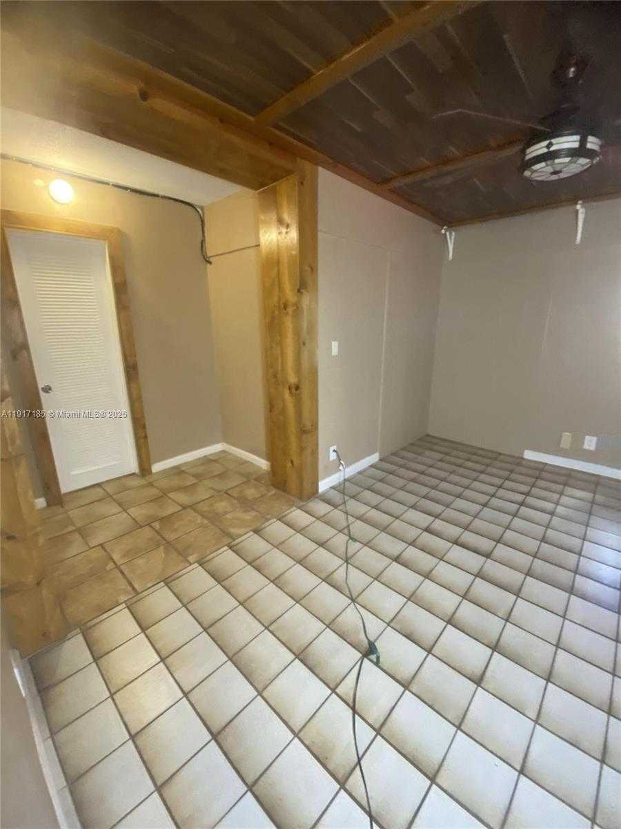 Small Image of 4802 BAYBERRY LN, Tamarac Number 8