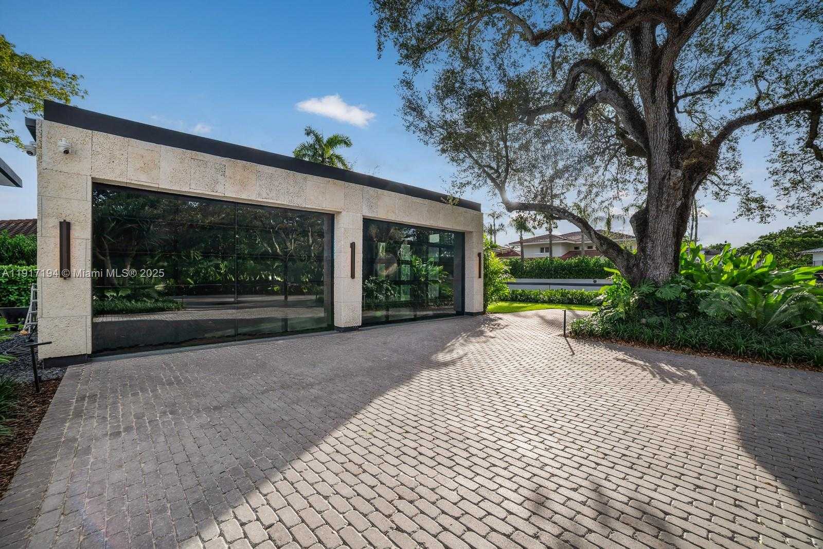 Small Image of 7051 SOUTH WEST 69TH AVE, South Miami Number 22