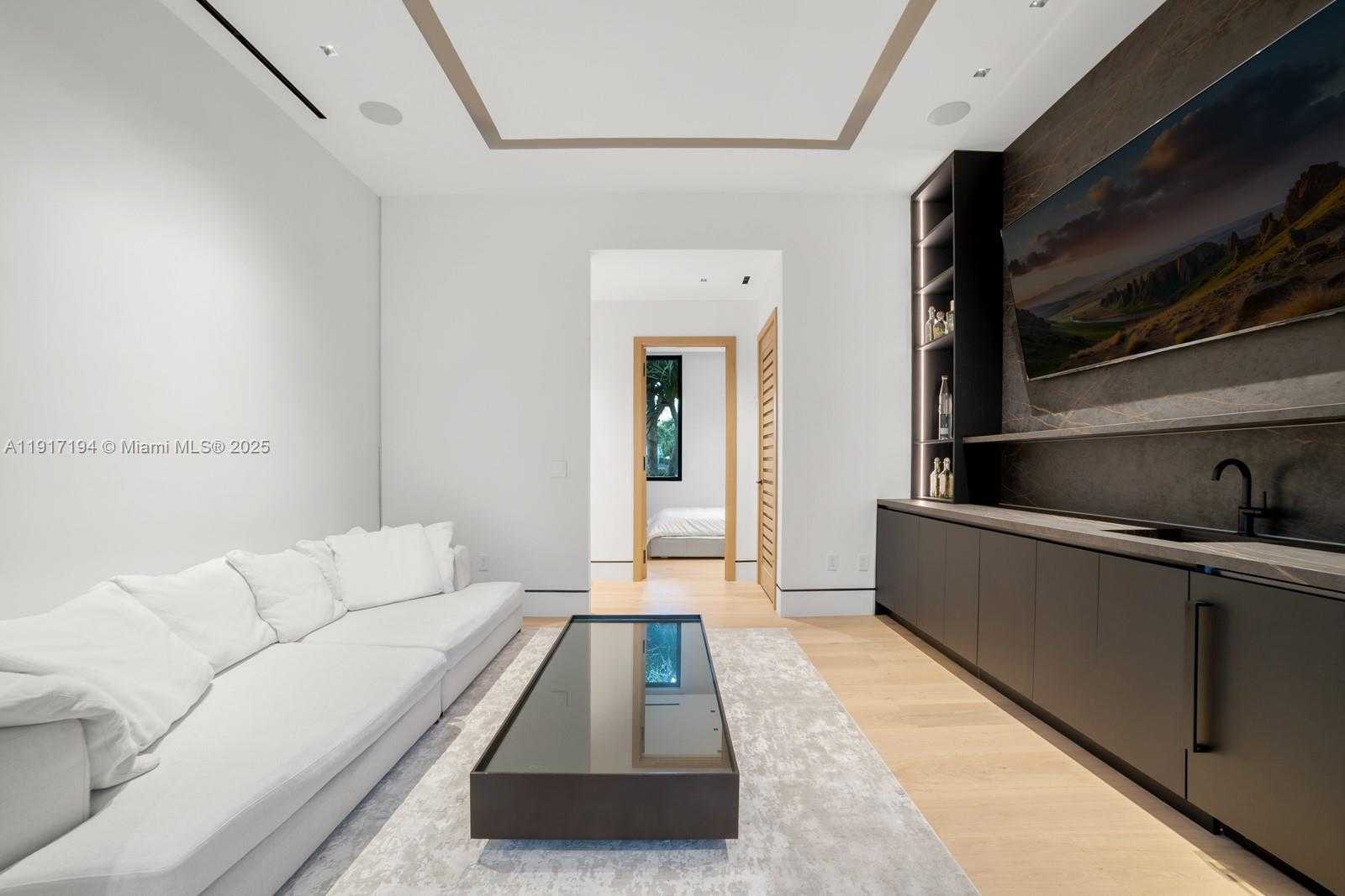 Small Image of 7051 SOUTH WEST 69TH AVE, South Miami Number 25