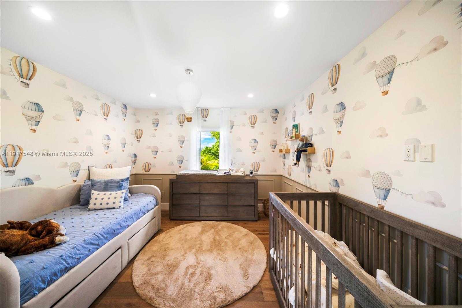 Small Image of 710 SOUTH SHORE DR, Miami Beach Number 24