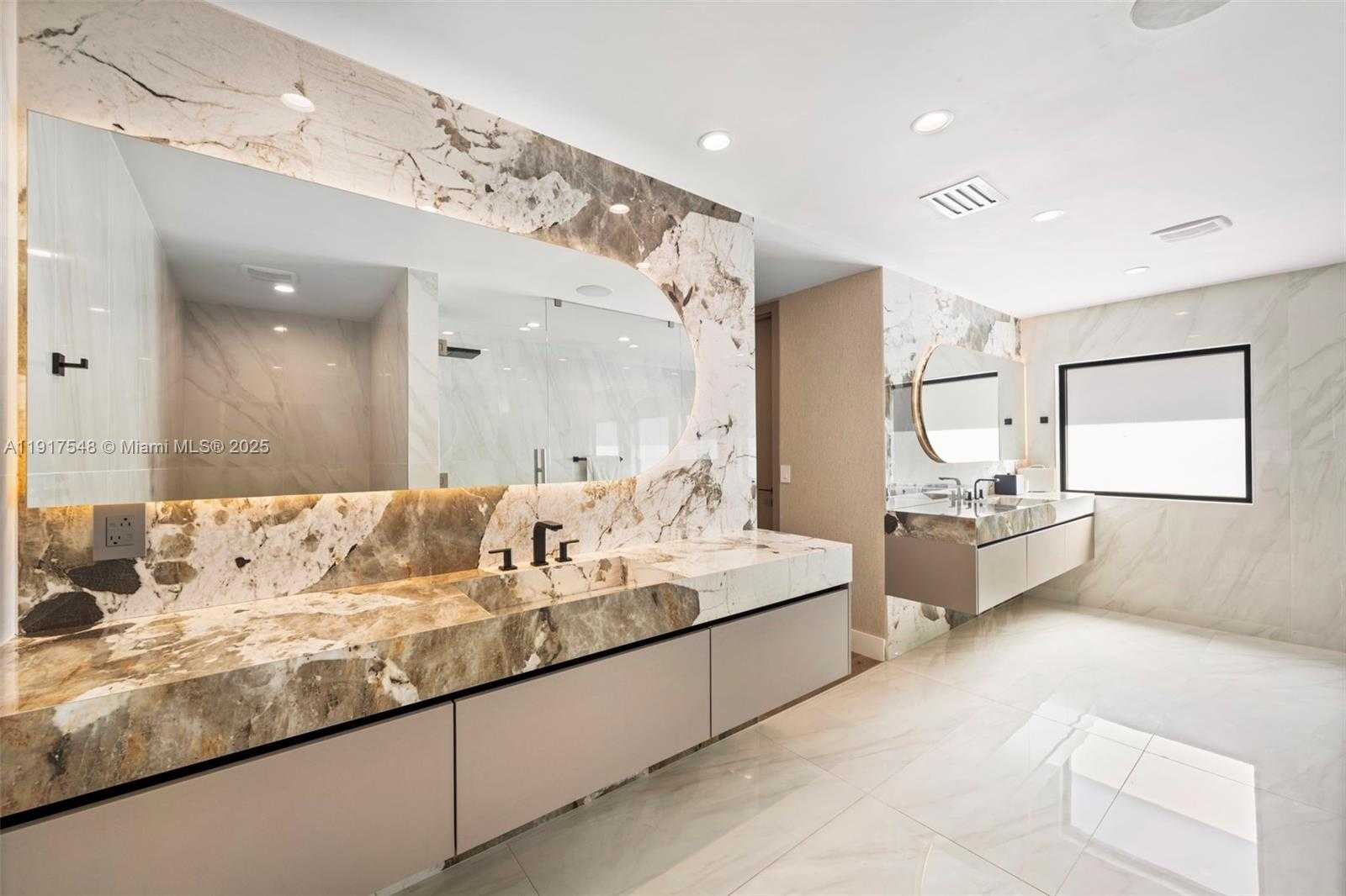 Small Image of 710 SOUTH SHORE DR, Miami Beach Number 34