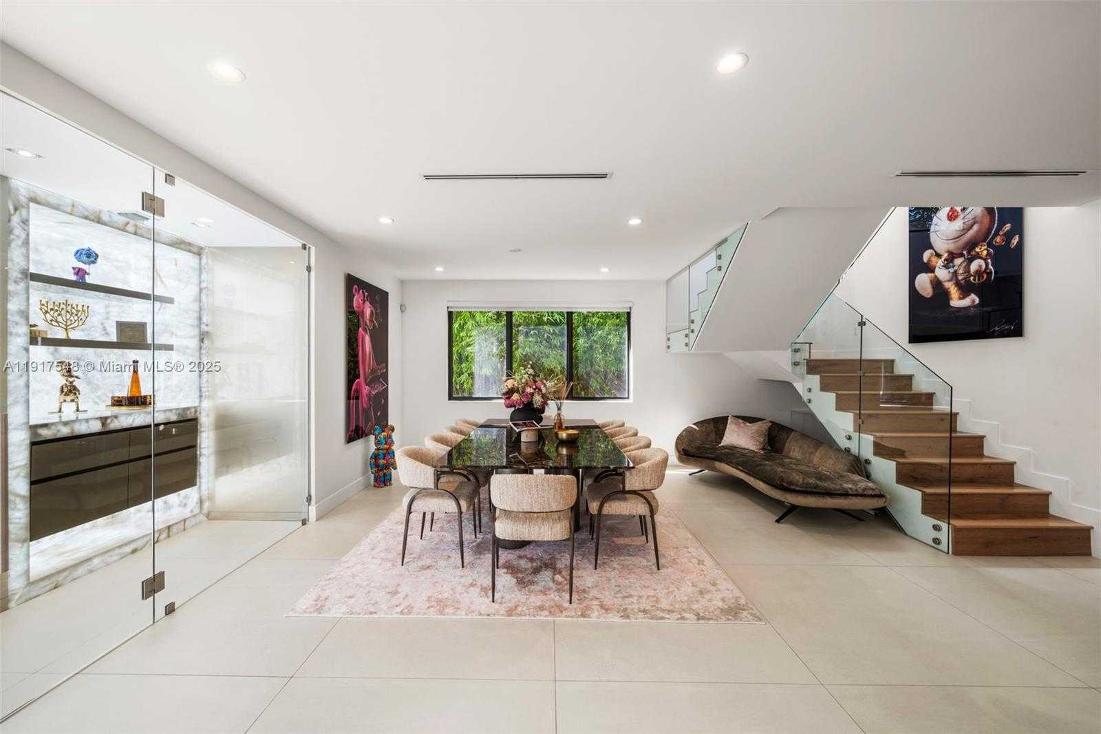 Small Image of 710 SOUTH SHORE DR, Miami Beach Number 7