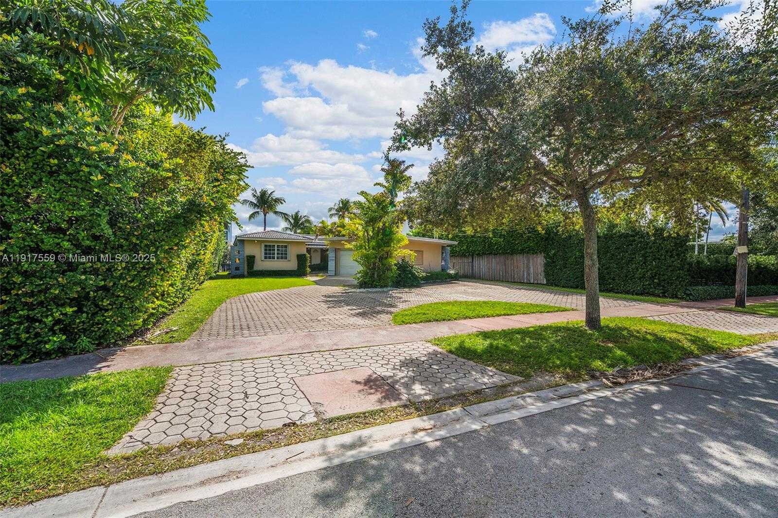 Small Image of 700 SOUTH SHORE DR, Miami Beach Number 7