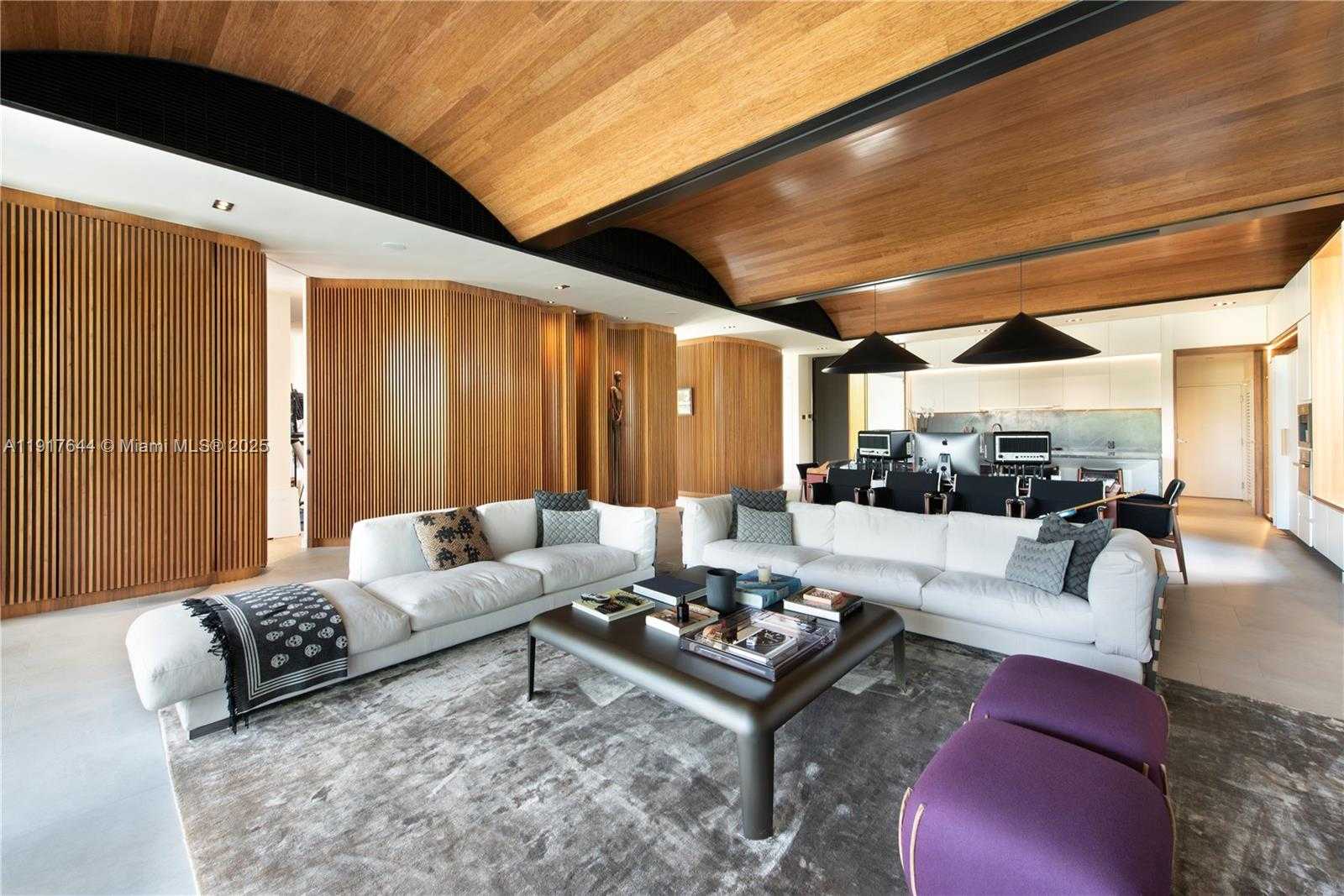 Small Image of 8055 NOREMAC AVE, Miami Beach Number 22