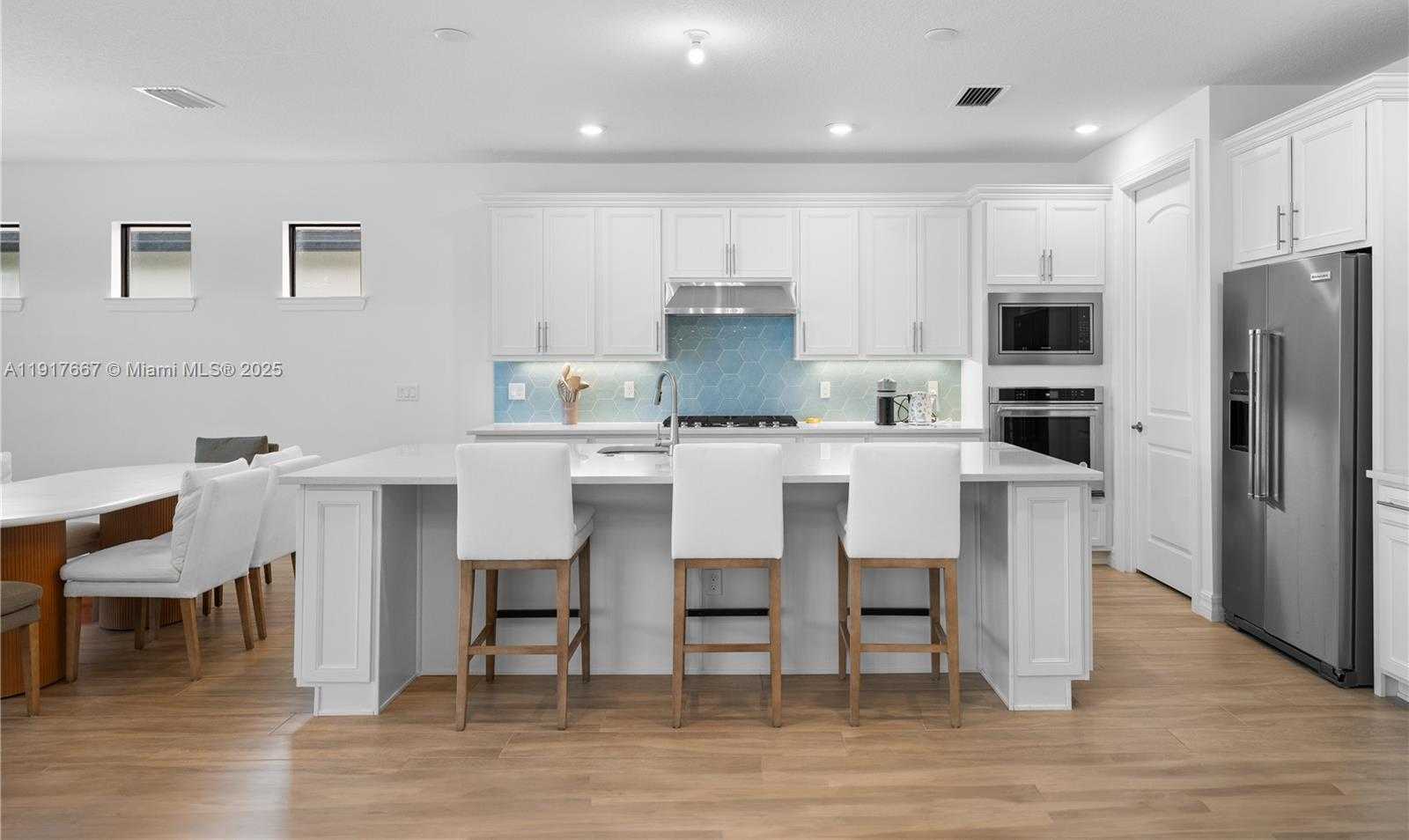 Small Image of 2715 PRIMROSE PL, Oakland Park Number 10