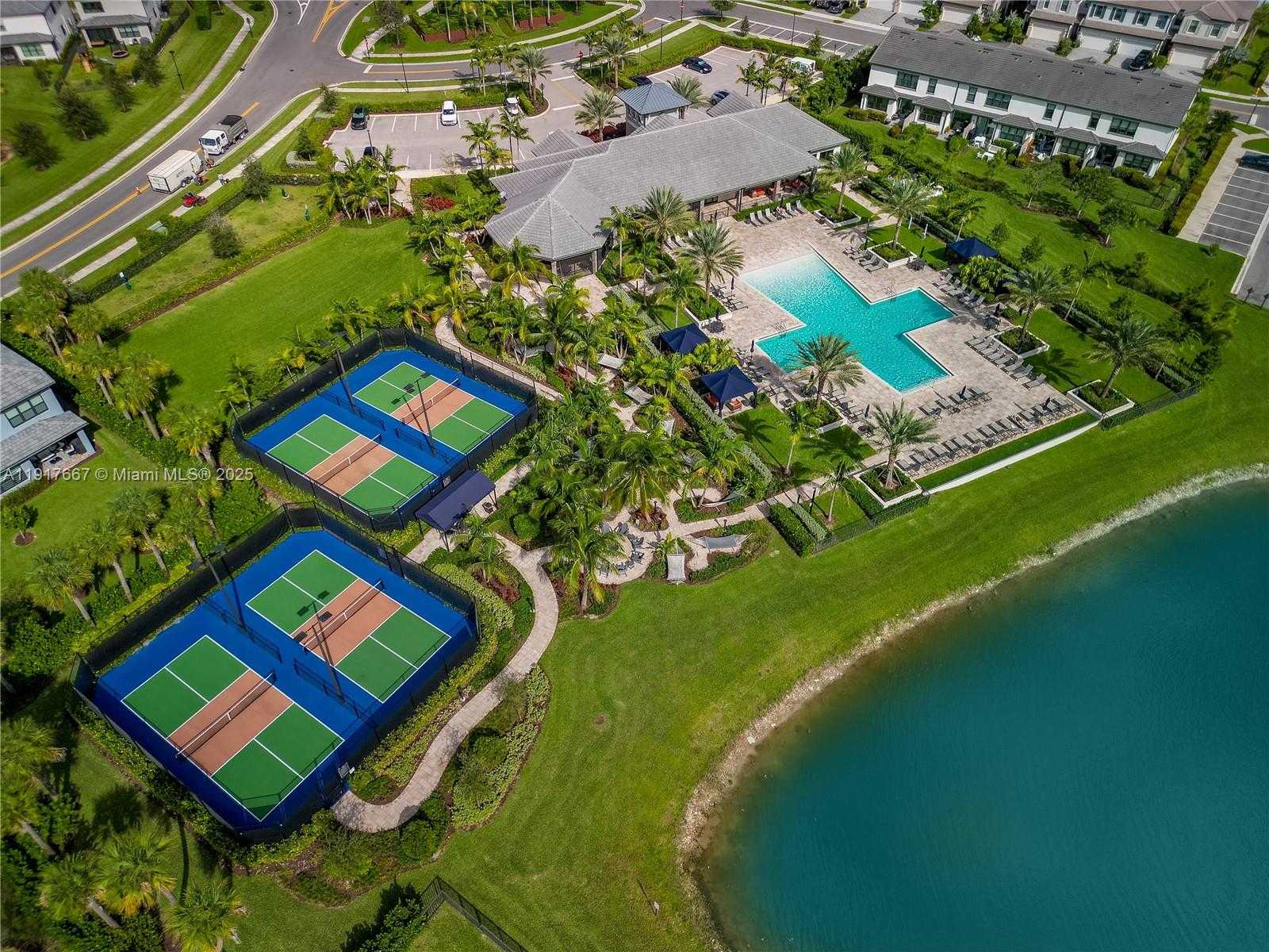 Small Image of 2715 PRIMROSE PL, Oakland Park Number 43