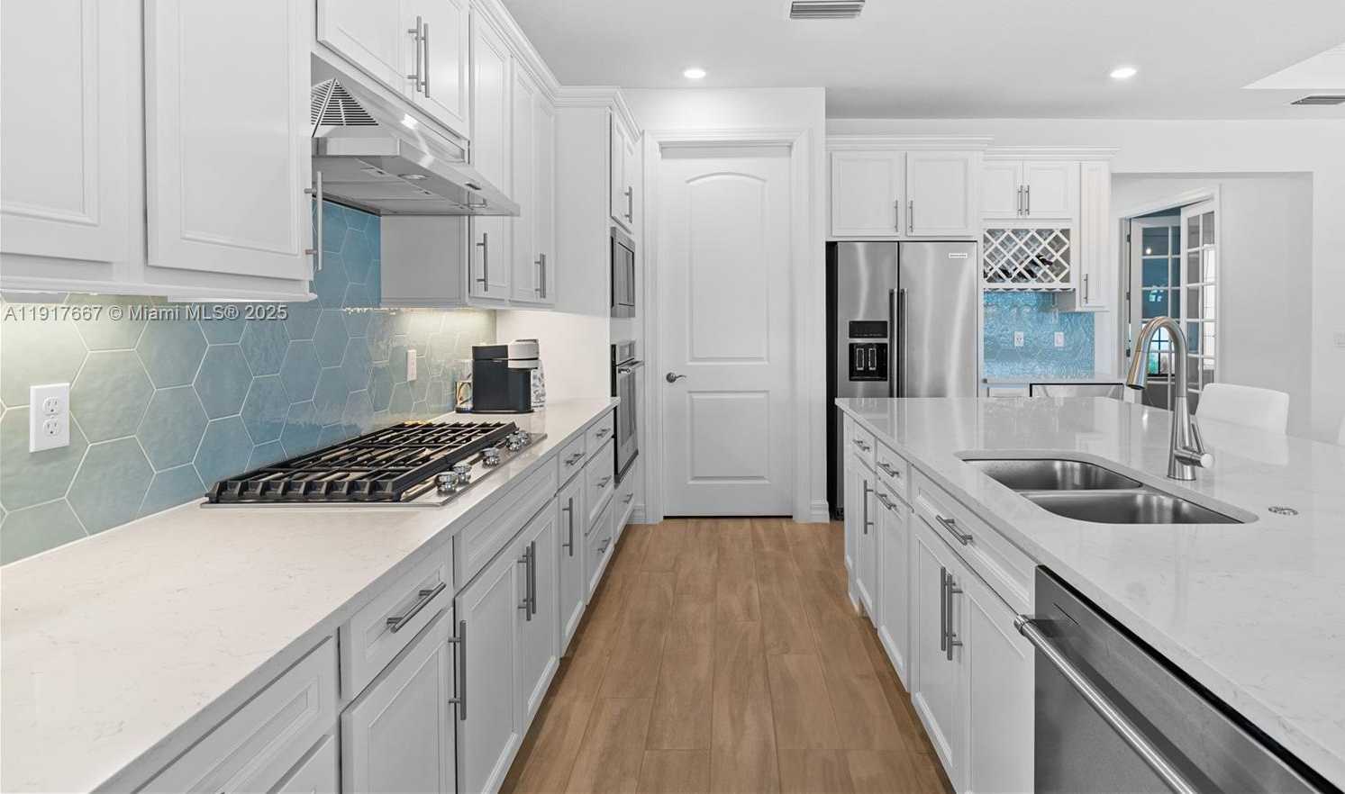 Small Image of 2715 PRIMROSE PL, Oakland Park Number 9