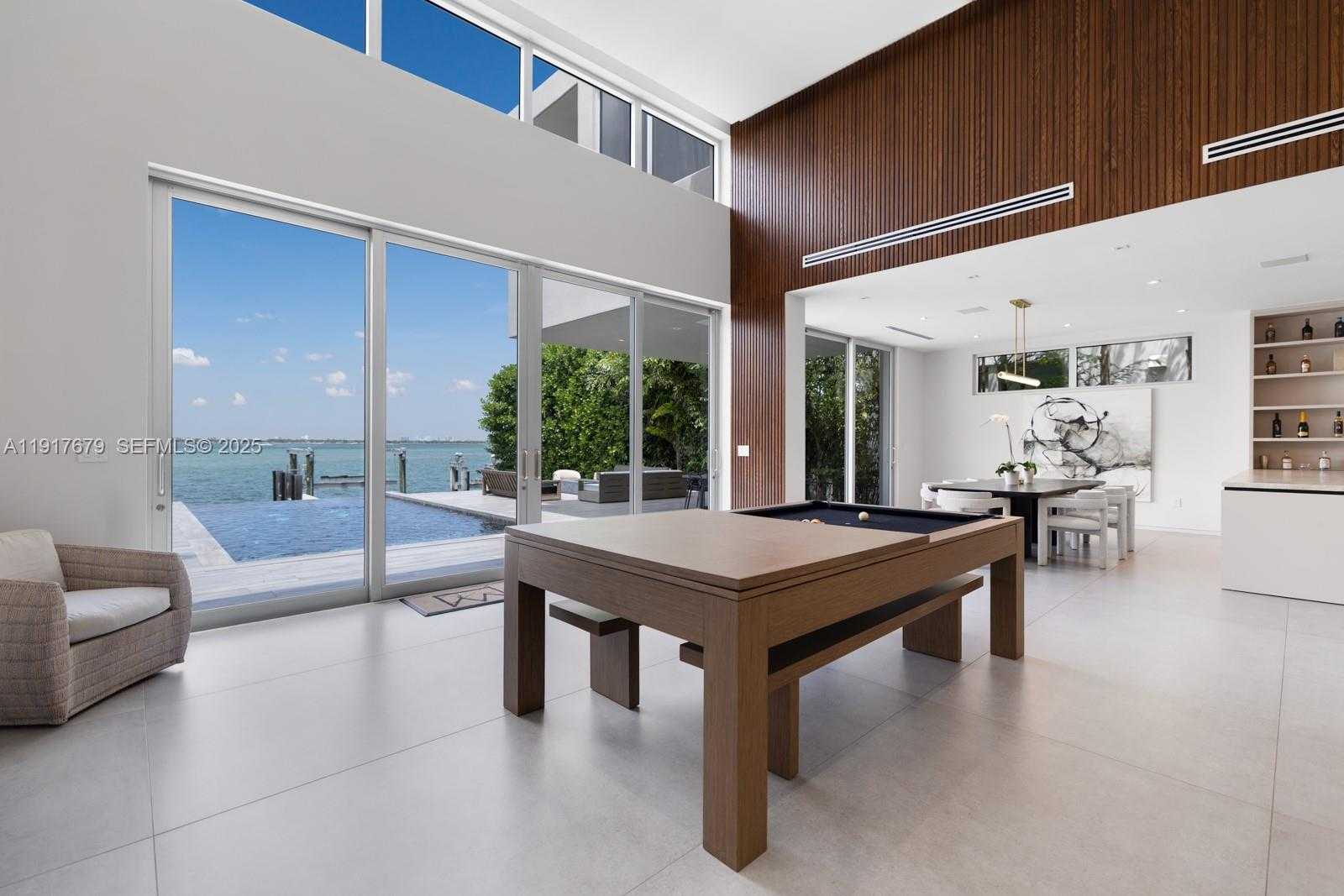 Small Image of 1379 NORTH VENETIAN WAY, Miami Number 17