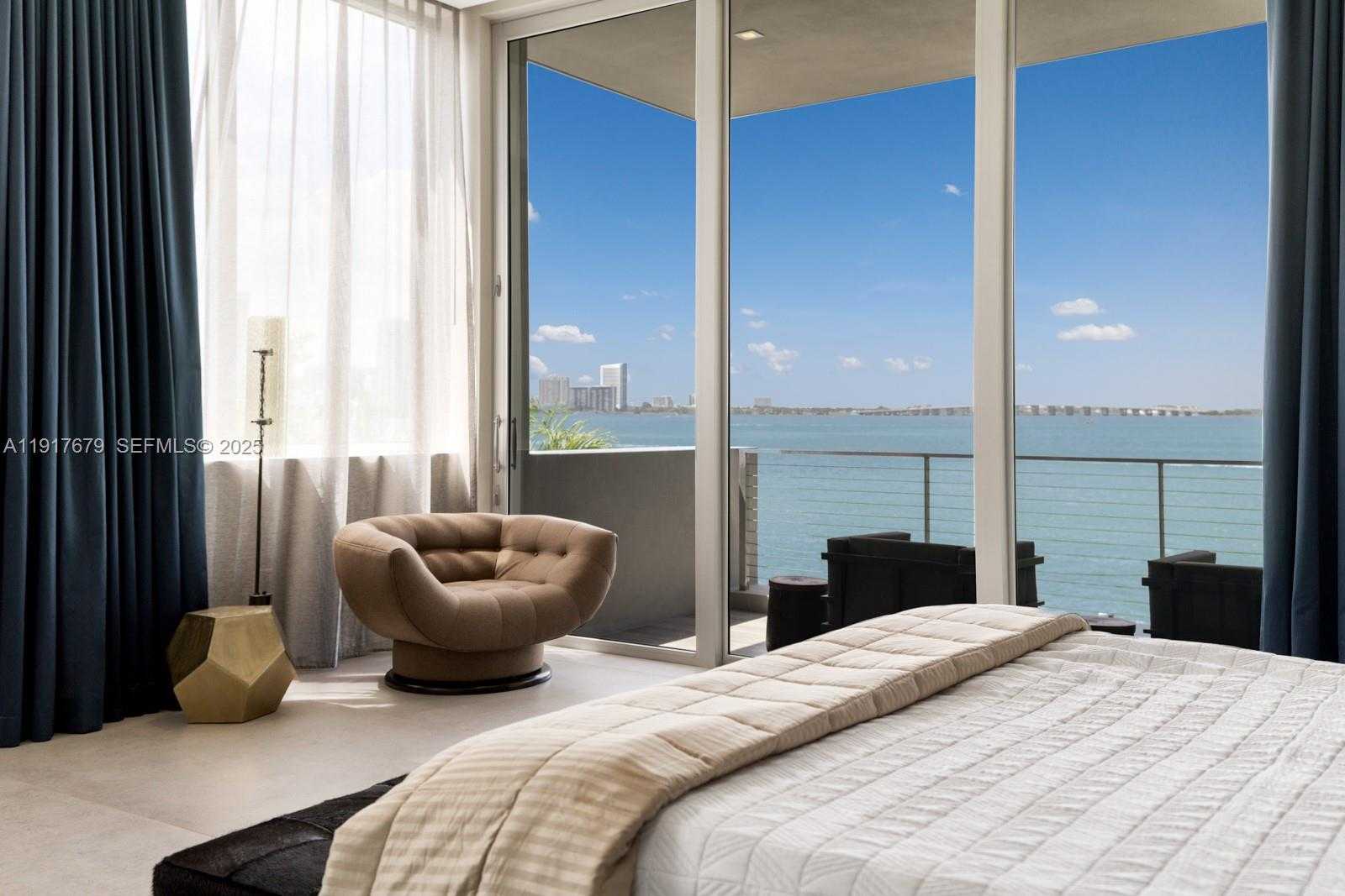 Small Image of 1379 NORTH VENETIAN WAY, Miami Number 28