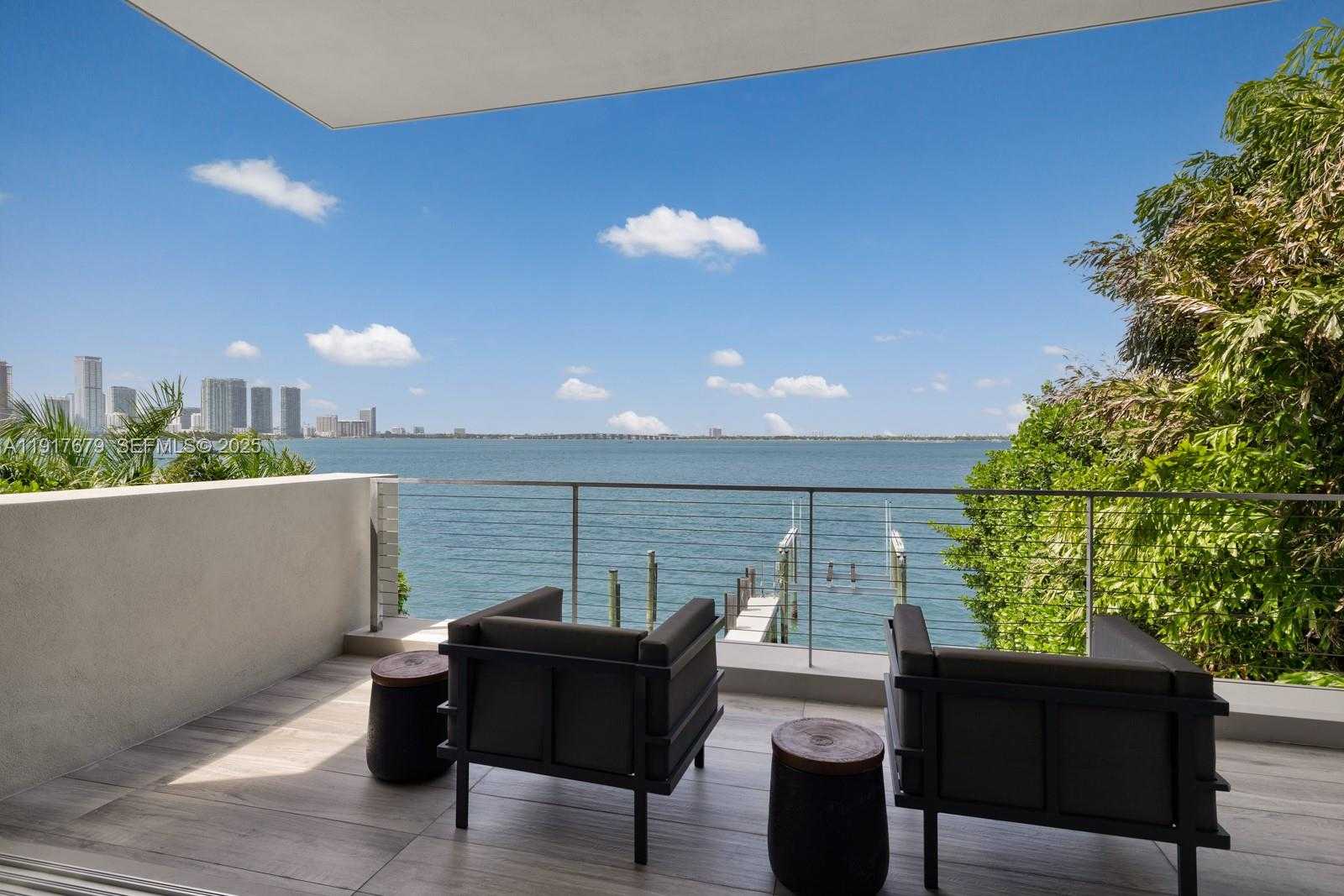 Small Image of 1379 NORTH VENETIAN WAY, Miami Number 29