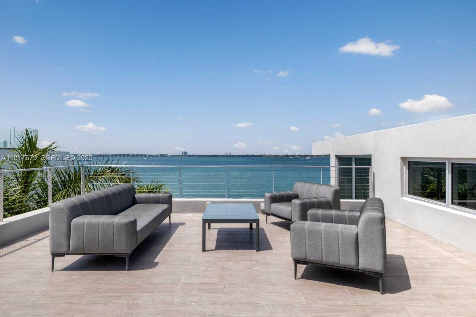 Small Image of 1379 NORTH VENETIAN WAY, Miami Number 46