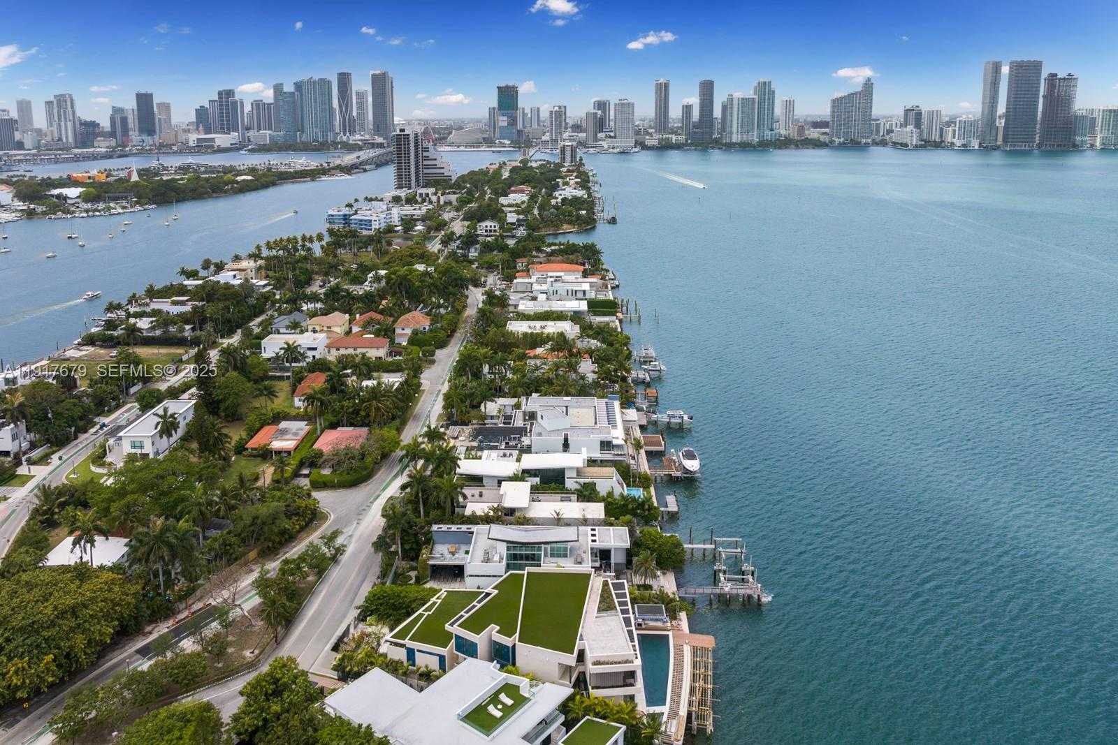Small Image of 1379 NORTH VENETIAN WAY, Miami Number 56
