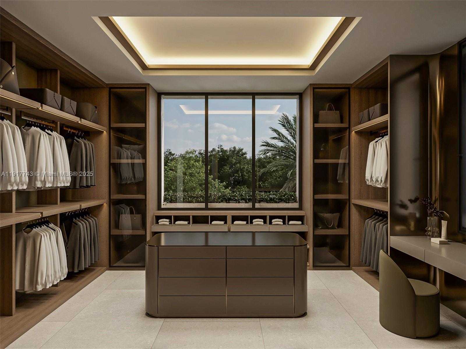 Small Image of 420 SUNSET DR, Coral Gables Number 19