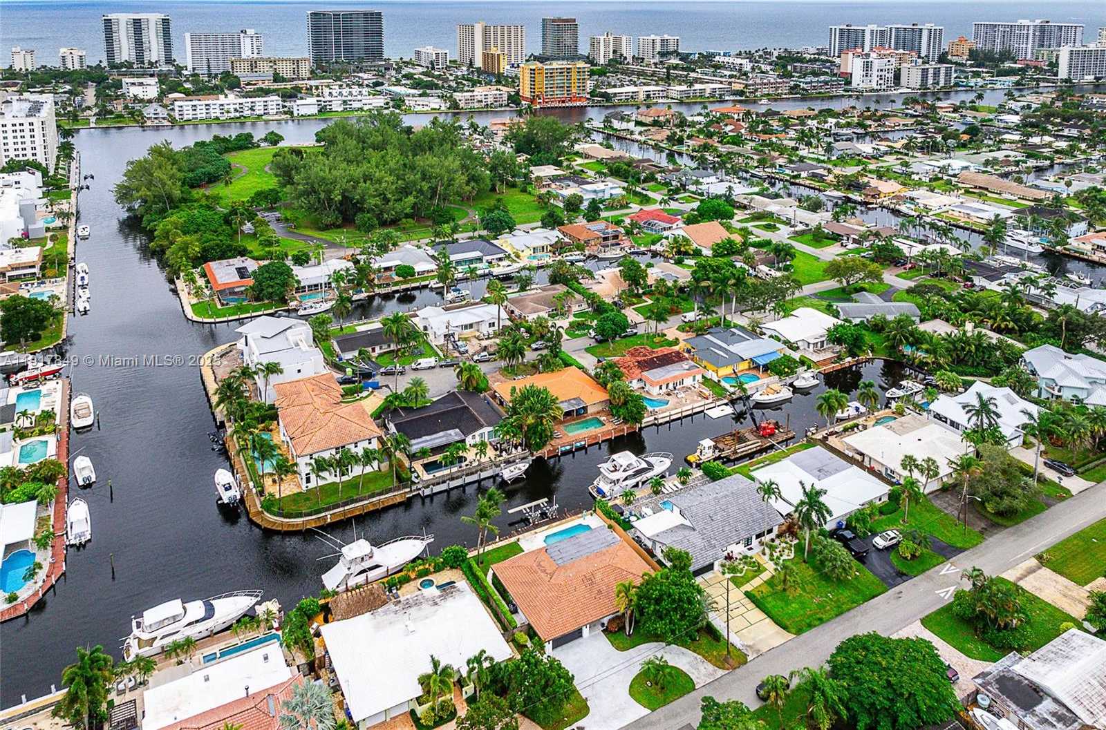 Small Image of 1250 NORTH EAST 27TH TER, Pompano Beach Number 32