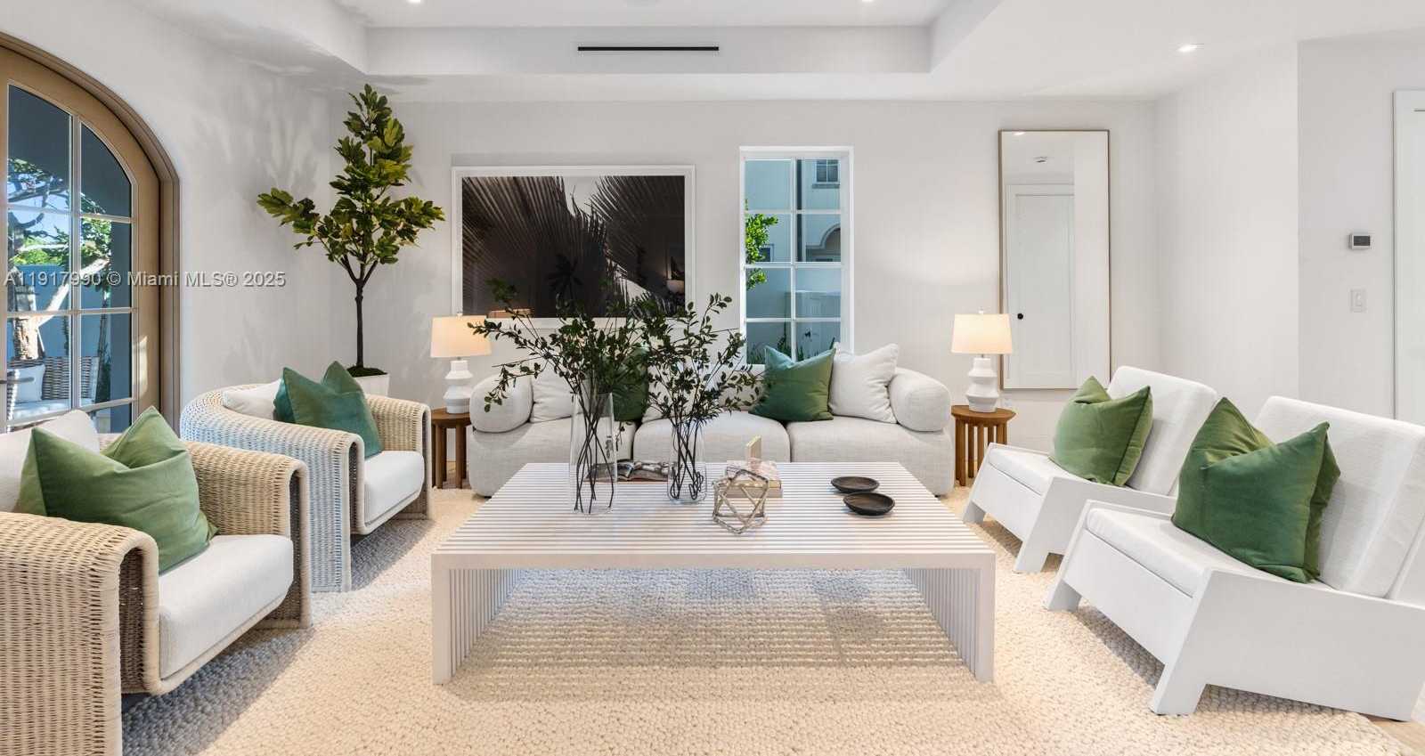 Small Image of 2219 IBIS ISLE ROAD E, Palm Beach Number 11