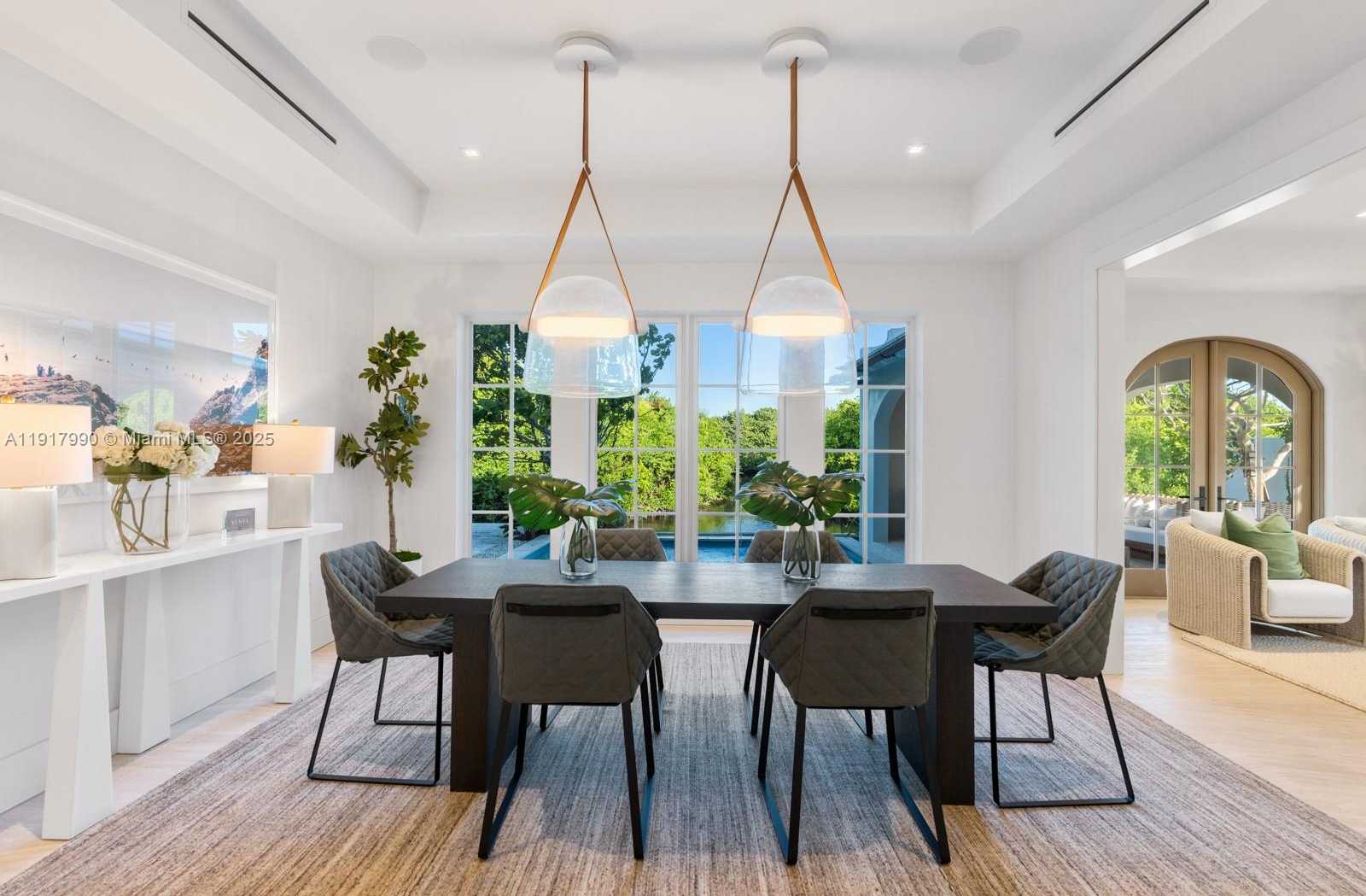 Small Image of 2219 IBIS ISLE ROAD E, Palm Beach Number 21