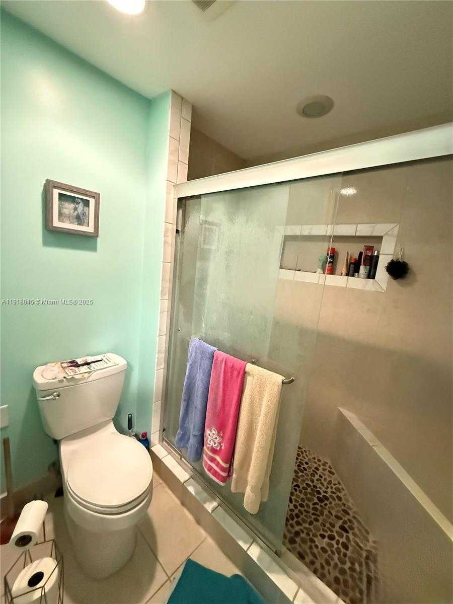 Small Image of 737 SOUTH EAST 22ND DR, Homestead Number 7