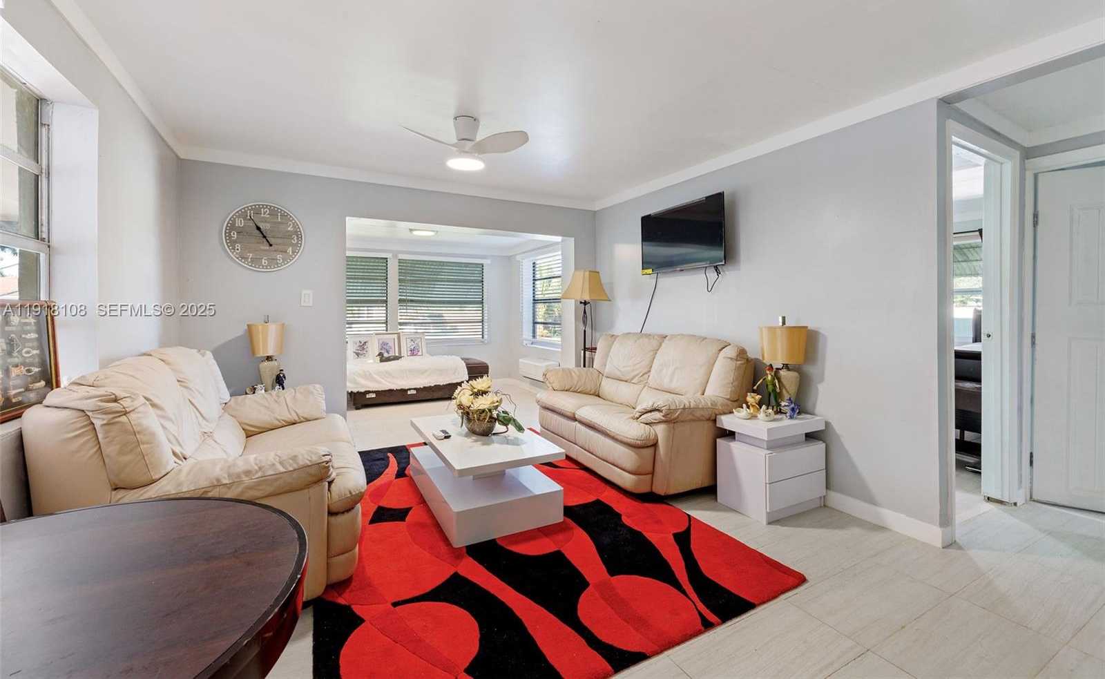 Small Image of 1464 SOUTH WEST 29TH AVE, Fort Lauderdale Number 4