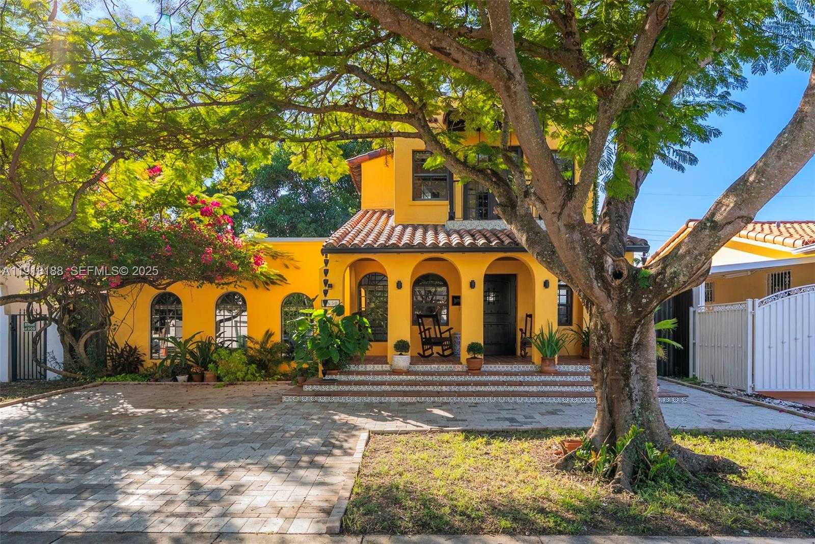 Small Image of 1650 SOUTH WEST 16TH ST, Miami Number 27