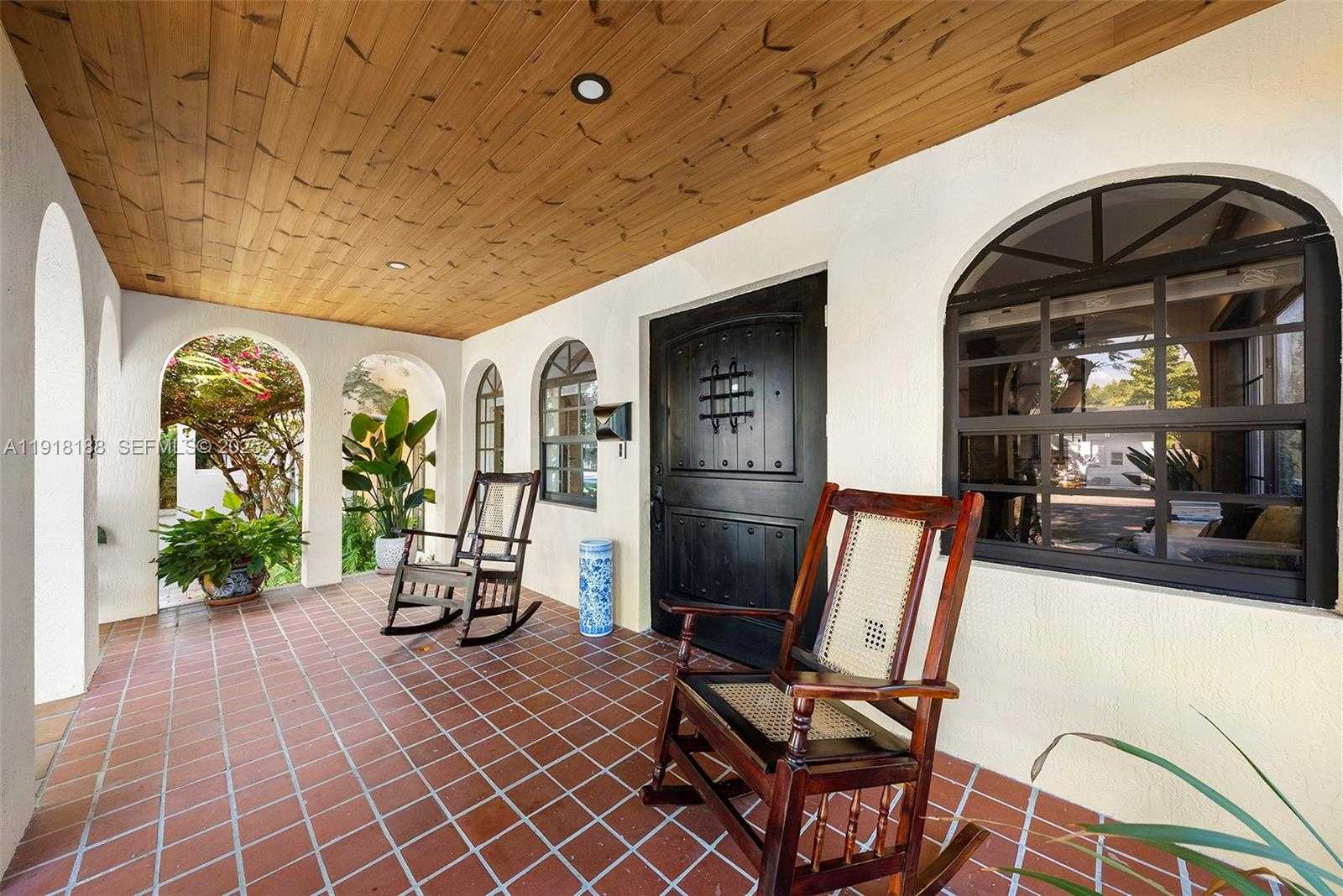 Small Image of 1650 SOUTH WEST 16TH ST, Miami Number 4