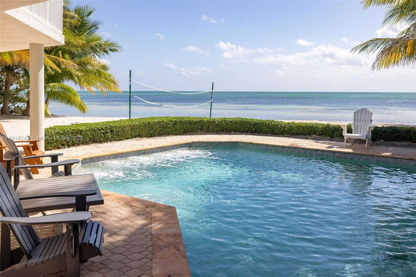 Small Image of 74049 OVERSEAS HWY, Islamorada Number 13