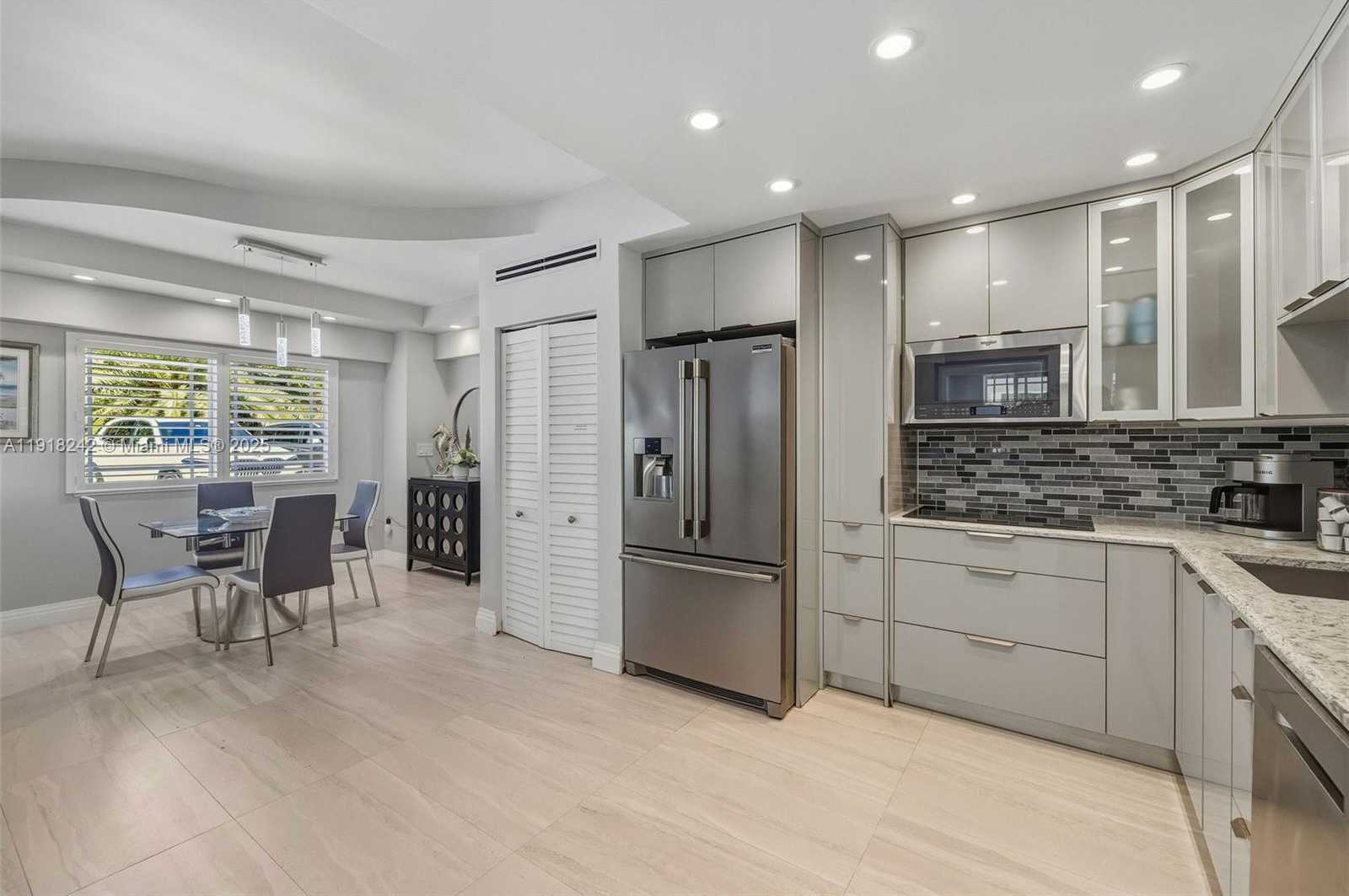 Small Image of 74049 OVERSEAS HWY, Islamorada Number 29