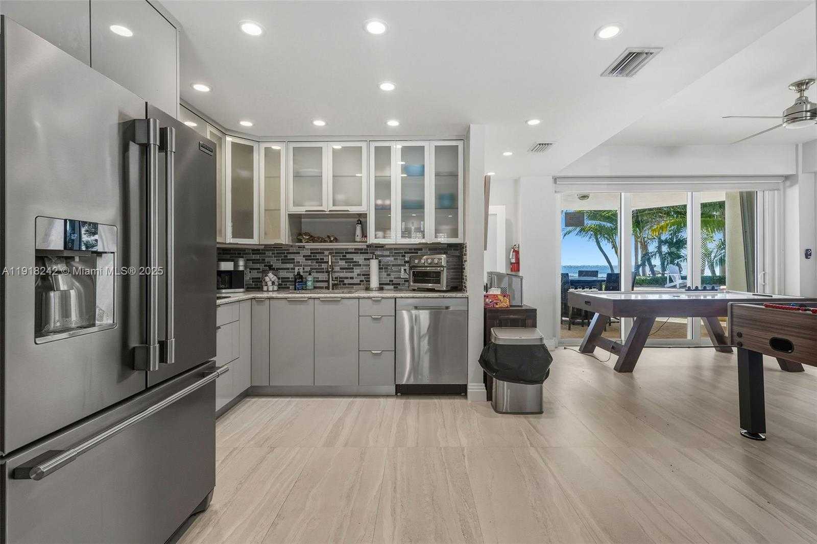 Small Image of 74049 OVERSEAS HWY, Islamorada Number 38