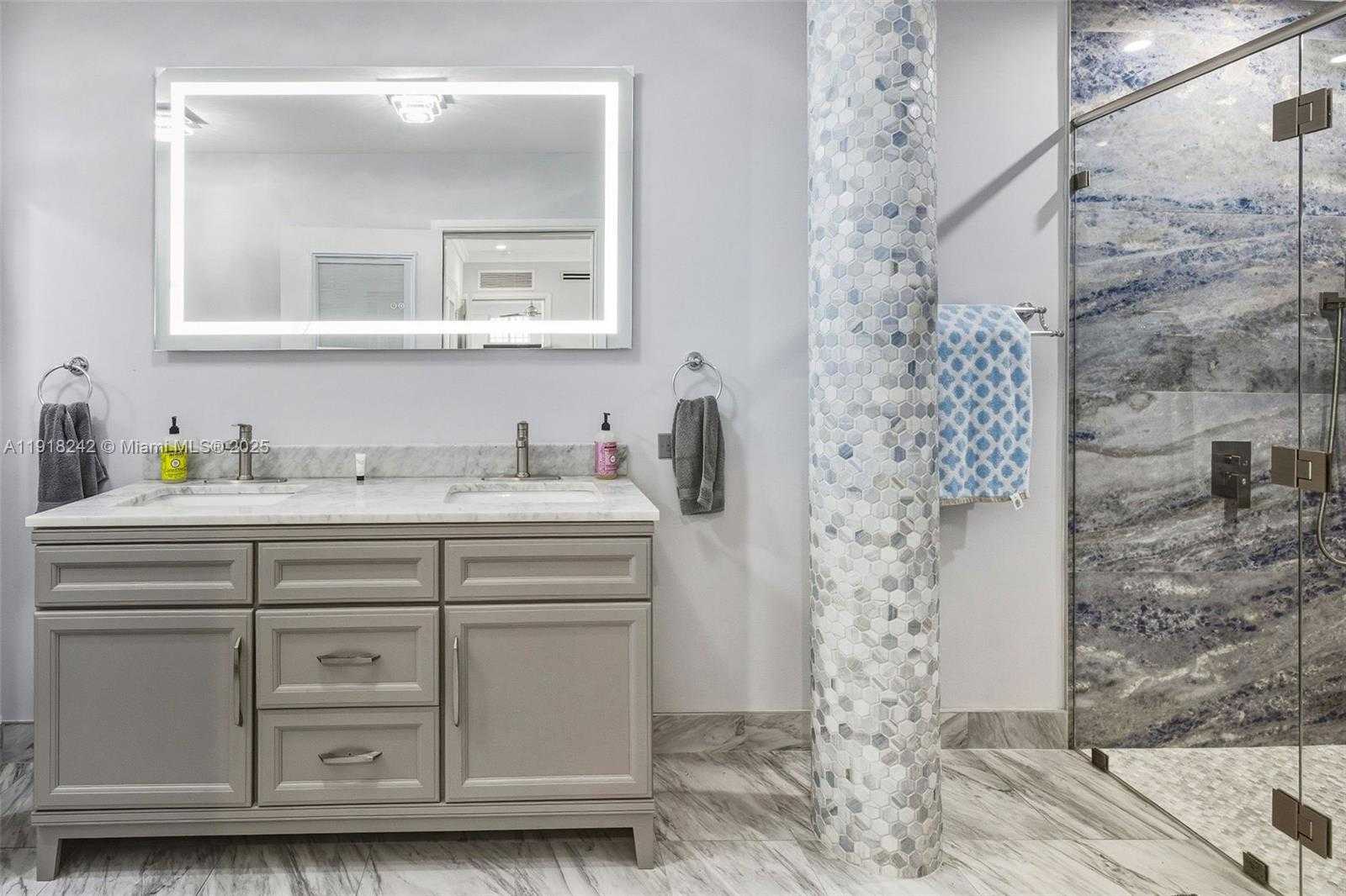 Small Image of 74049 OVERSEAS HWY, Islamorada Number 42