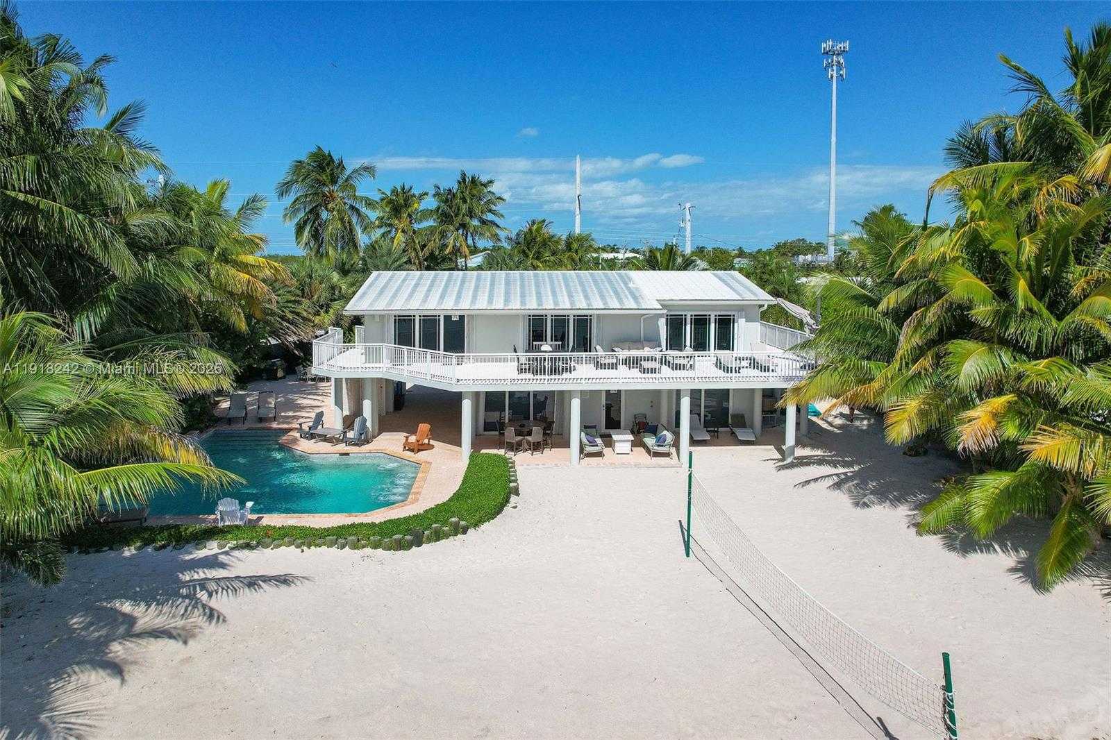 Small Image of 74049 OVERSEAS HWY, Islamorada Number 6