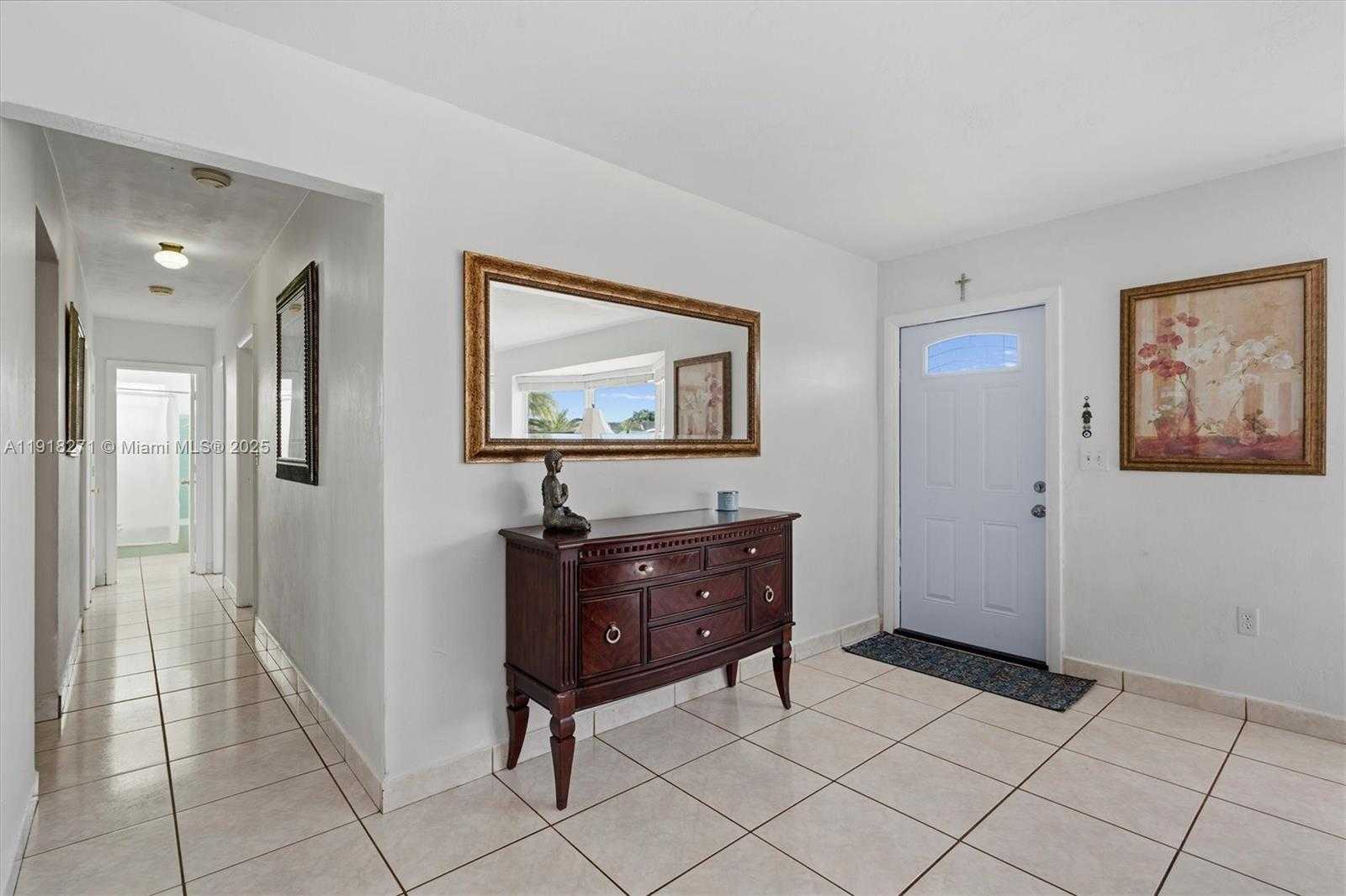 Small Image of 9411 SOUTH WEST 30TH TER, Miami Number 13