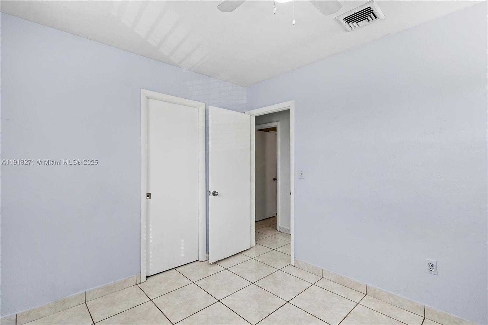 Small Image of 9411 SOUTH WEST 30TH TER, Miami Number 20