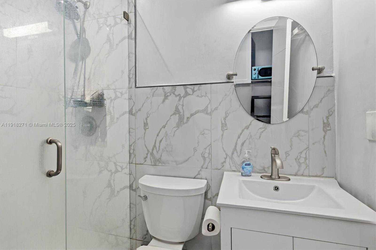 Small Image of 9411 SOUTH WEST 30TH TER, Miami Number 42