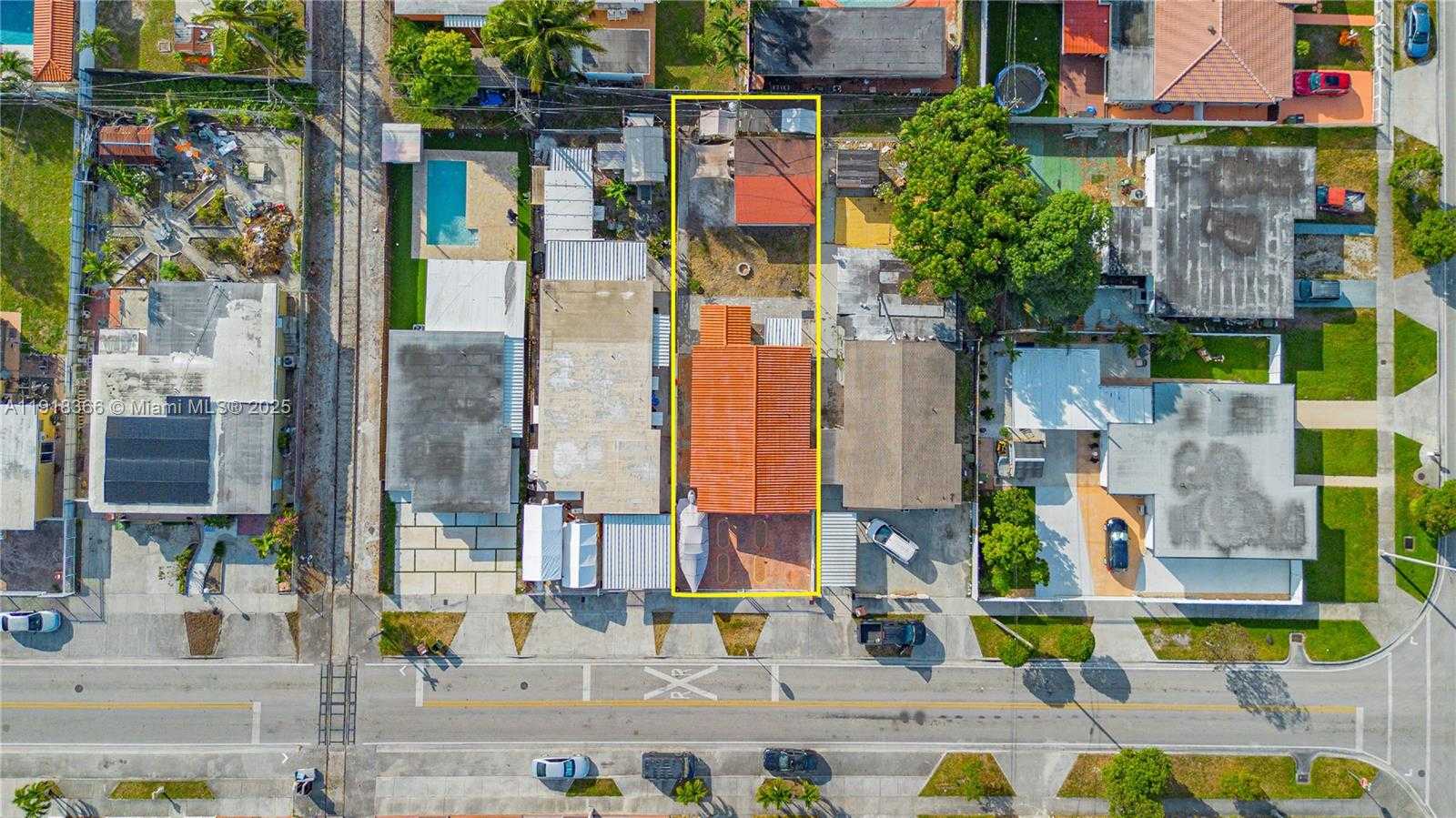 Small Image of 270 WEST 14TH ST, Hialeah Number 7