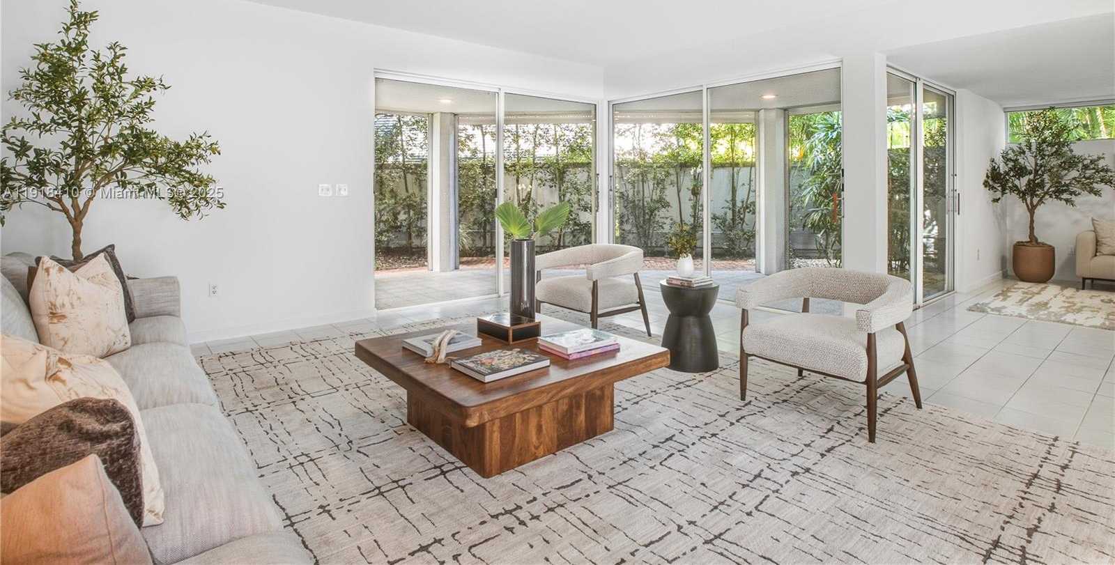 Small Image of 2475 SOUTH BAYSHORE DR, Miami Number 11