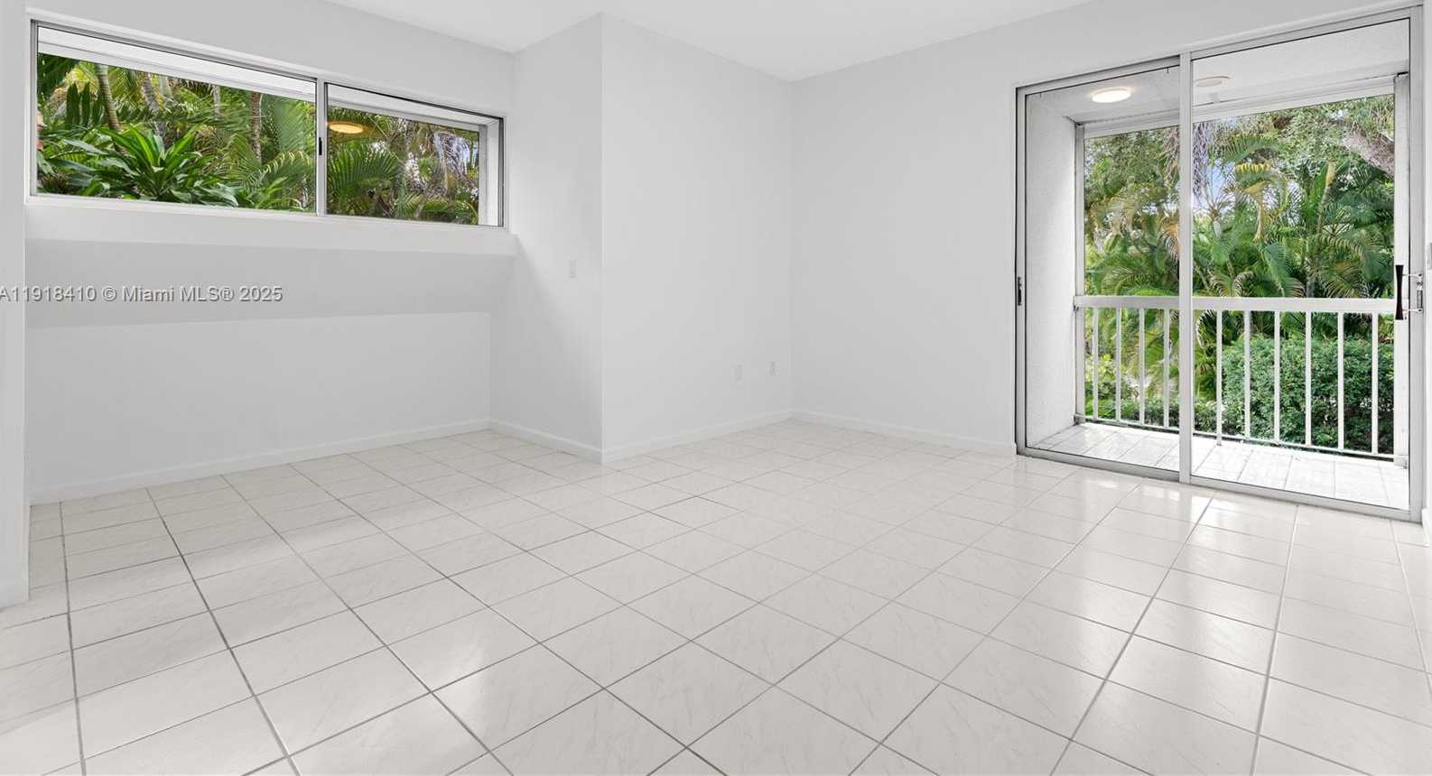 Small Image of 2475 SOUTH BAYSHORE DR, Miami Number 30